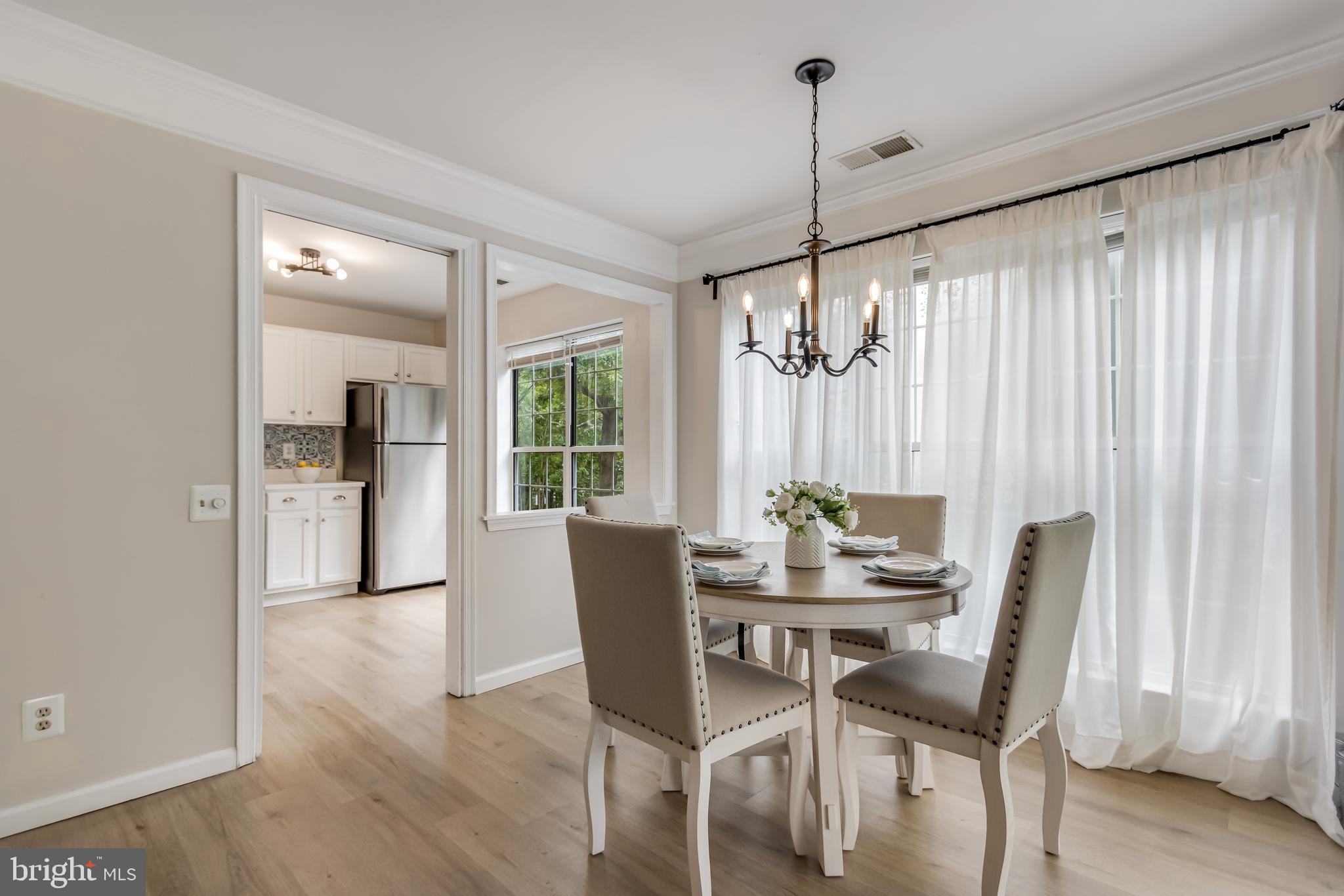 BULL RUN CONDO - Residential