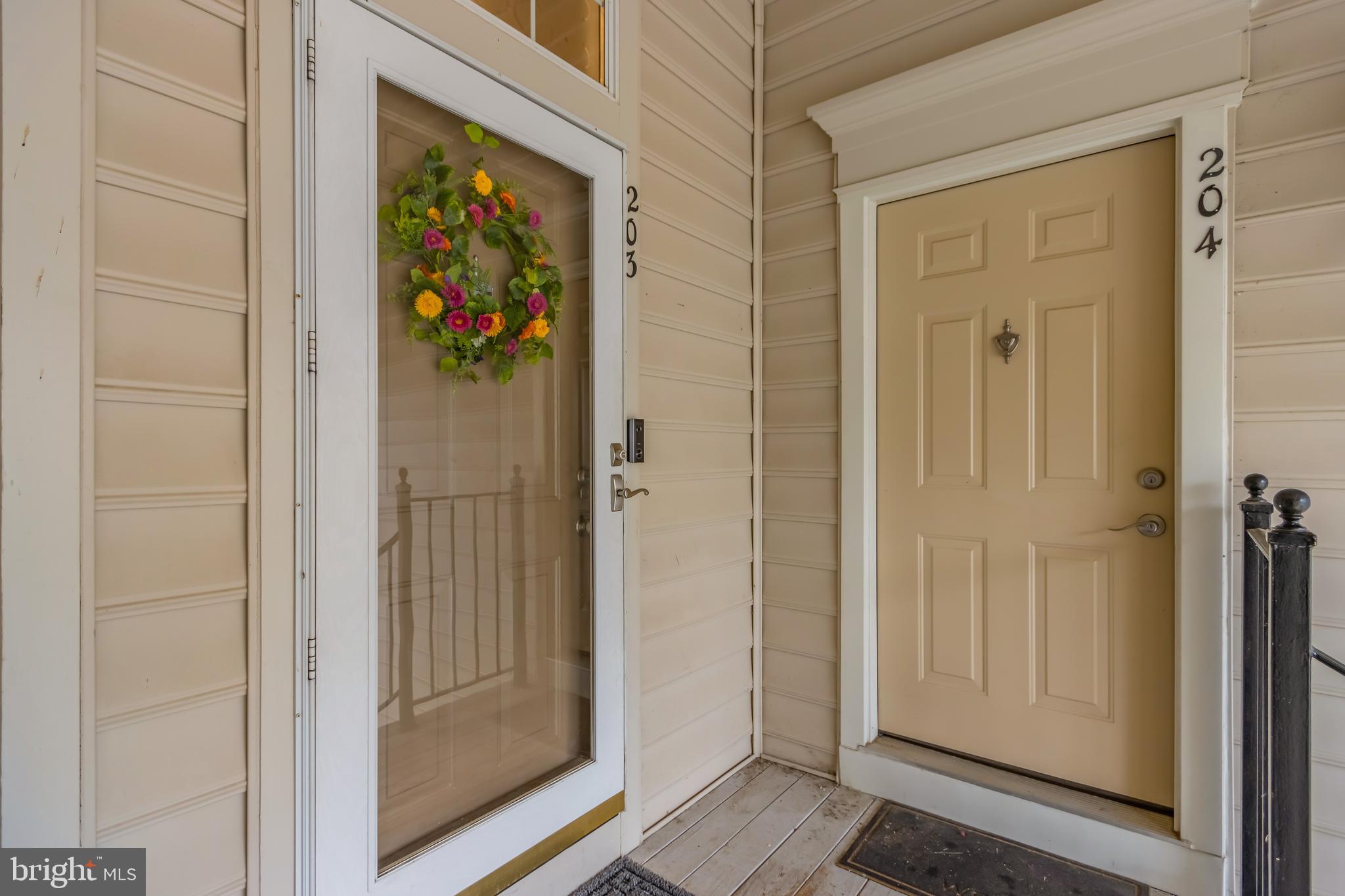 BULL RUN CONDO - Residential