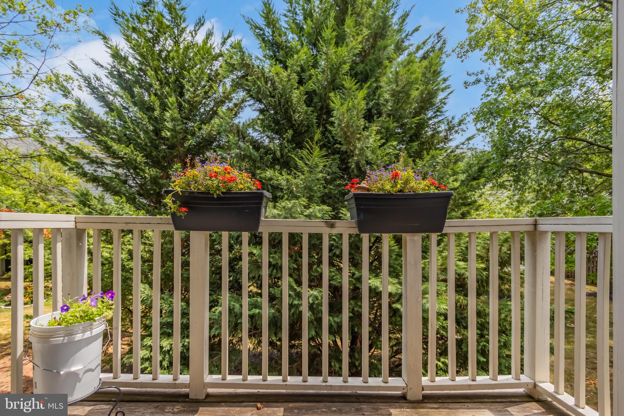 BULL RUN CONDO - Residential