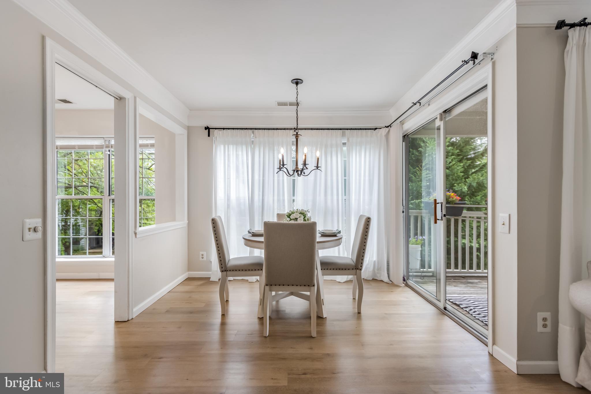 BULL RUN CONDO - Residential