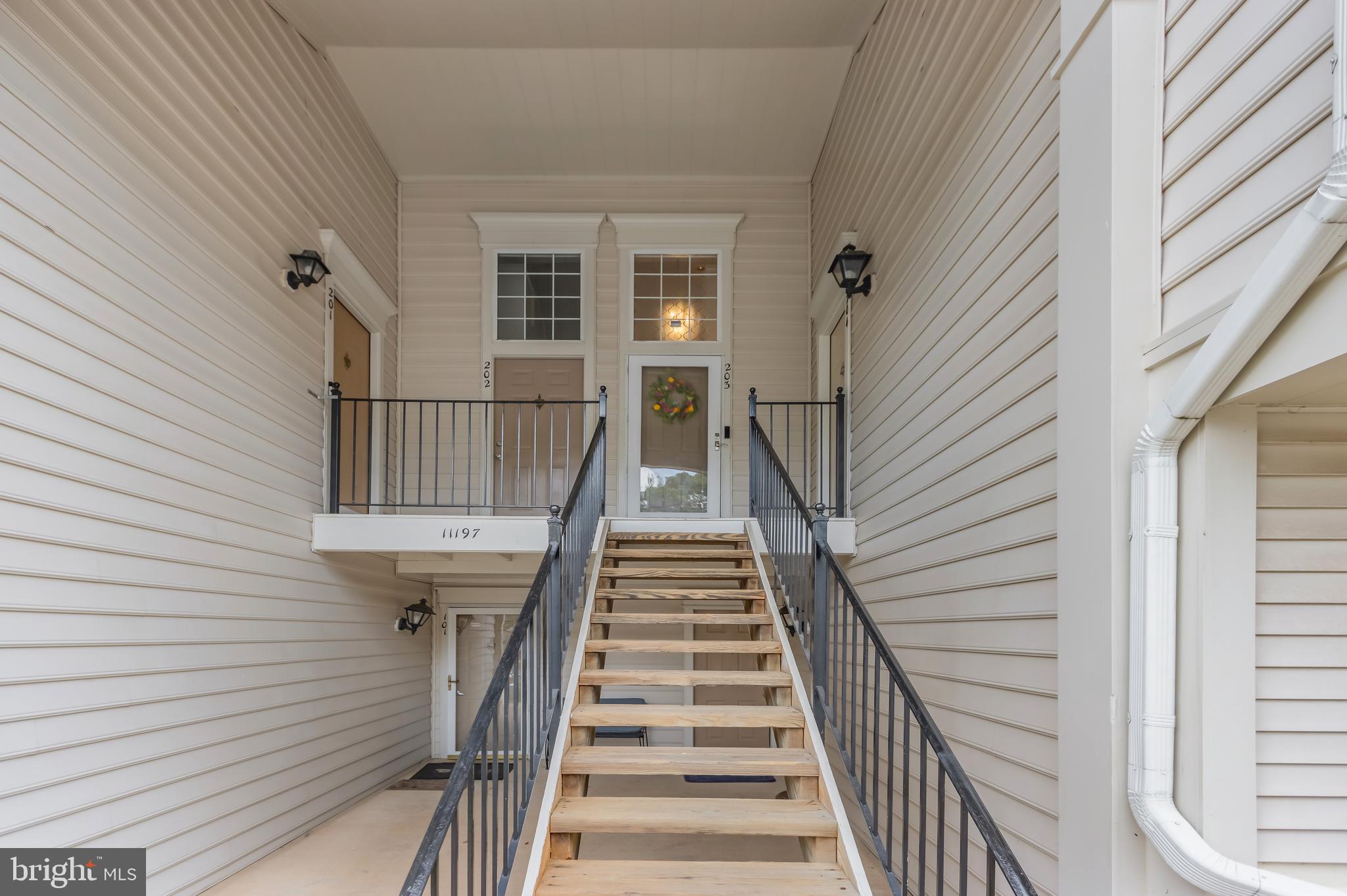 BULL RUN CONDO - Residential