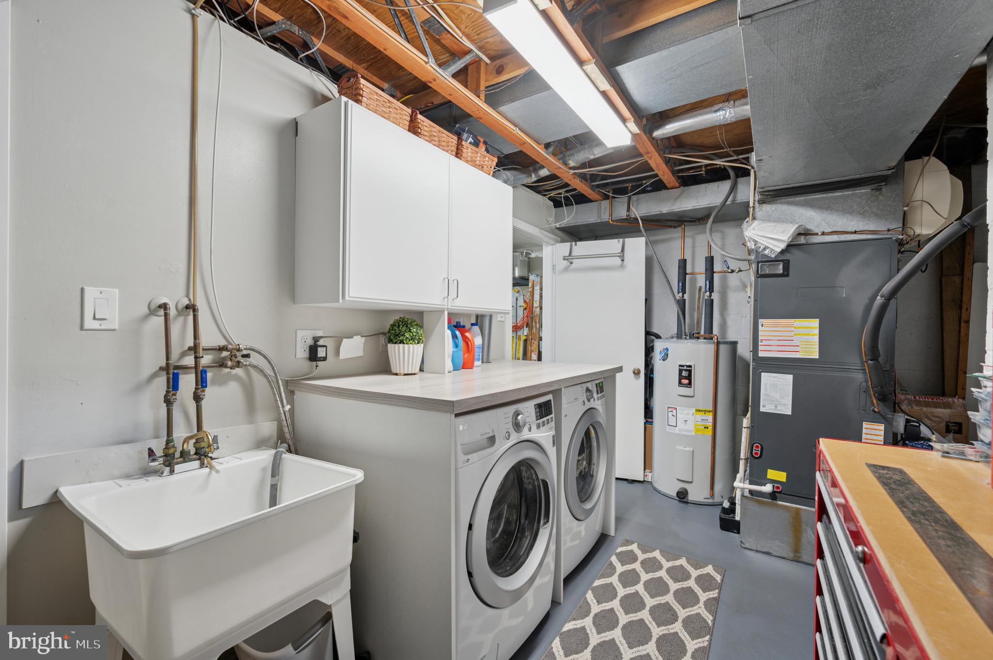 WASHINGTON SQ WEST - Residential