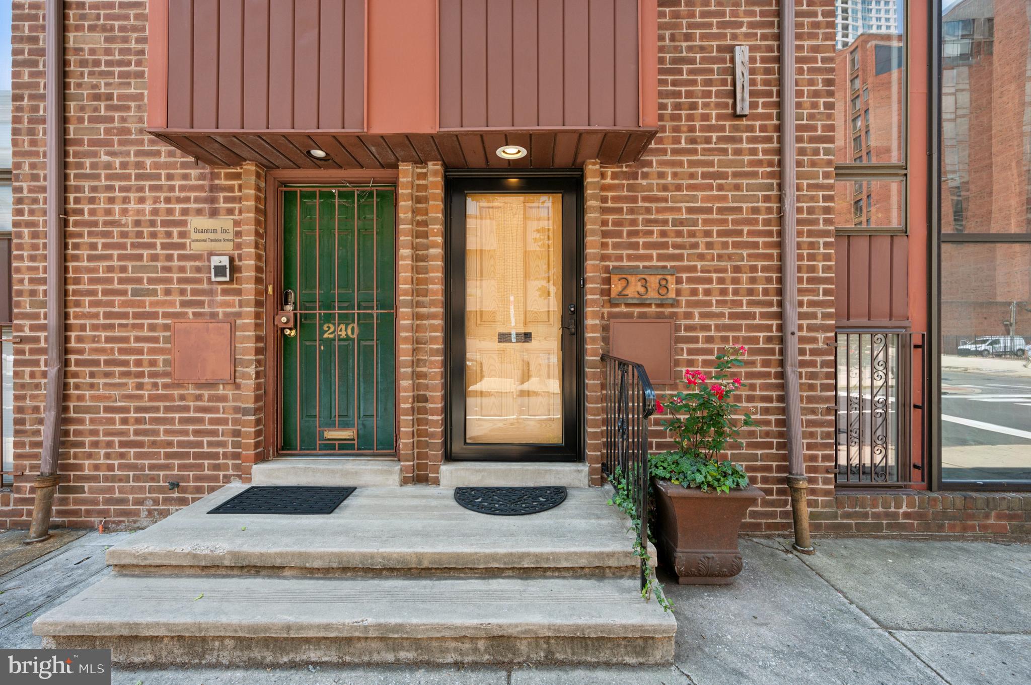 WASHINGTON SQ WEST - Residential