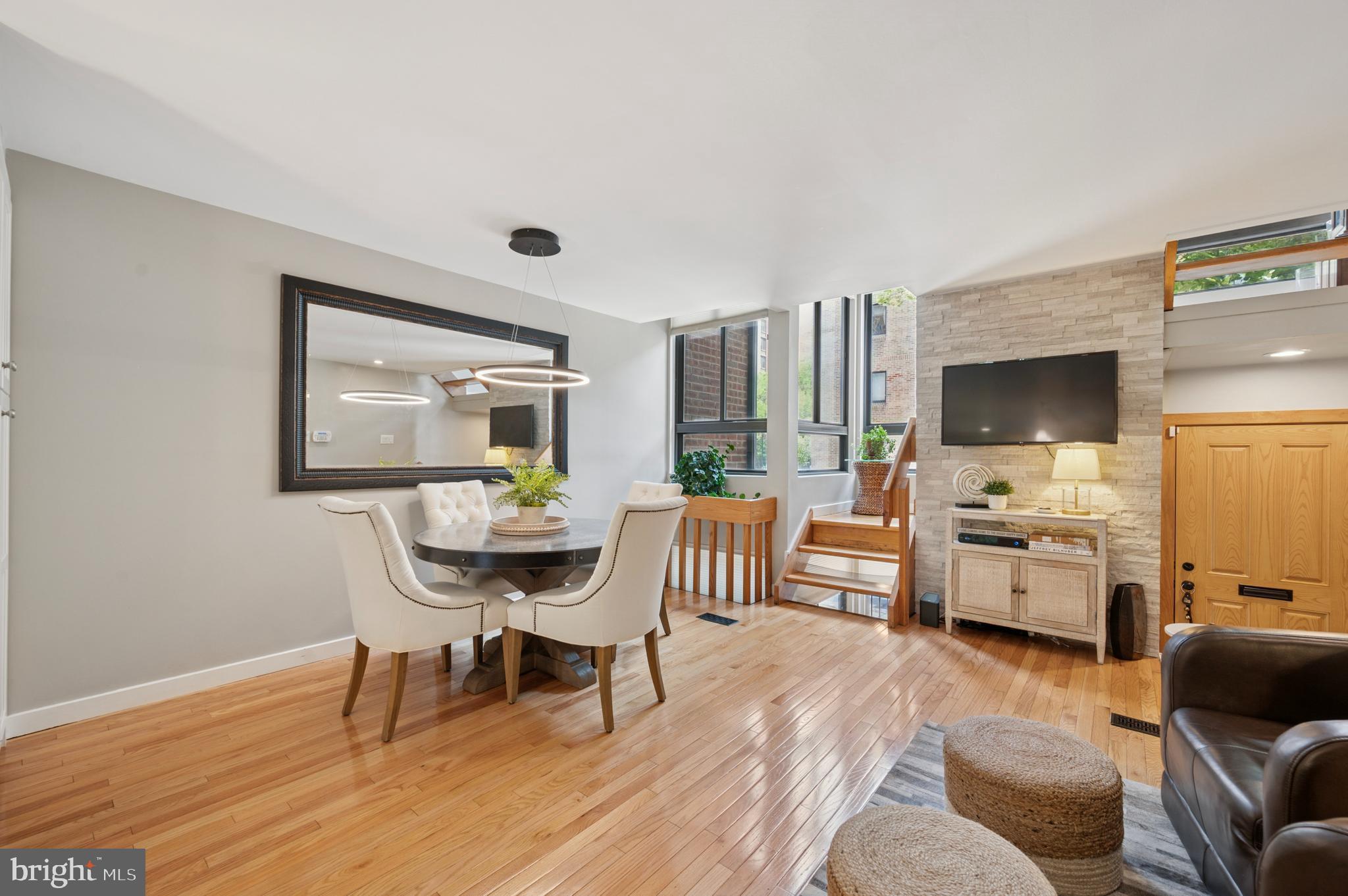 WASHINGTON SQ WEST - Residential