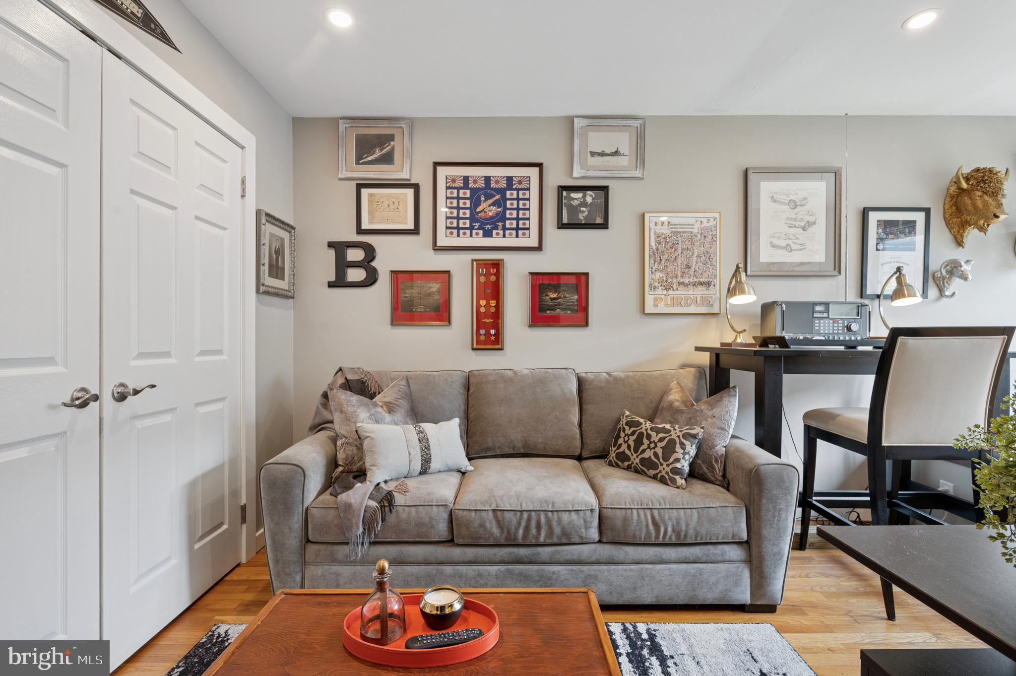 WASHINGTON SQ WEST - Residential