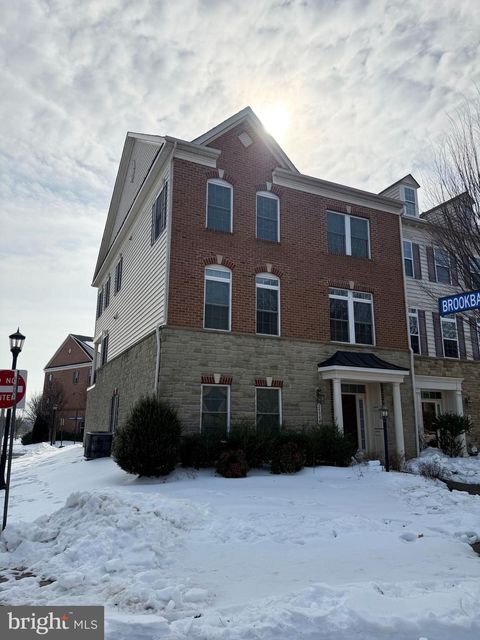 24944 EARLSFORD DRIVE CHANTILLY VA 20152