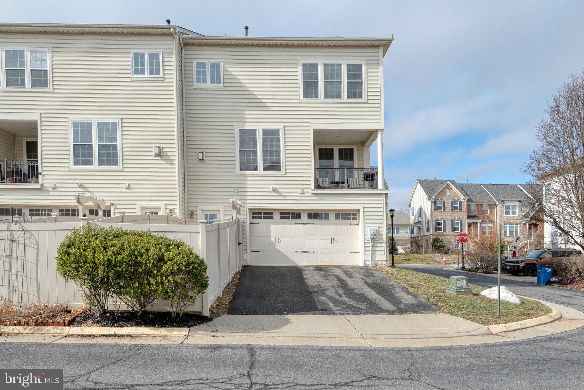 AVONLEA - Residential