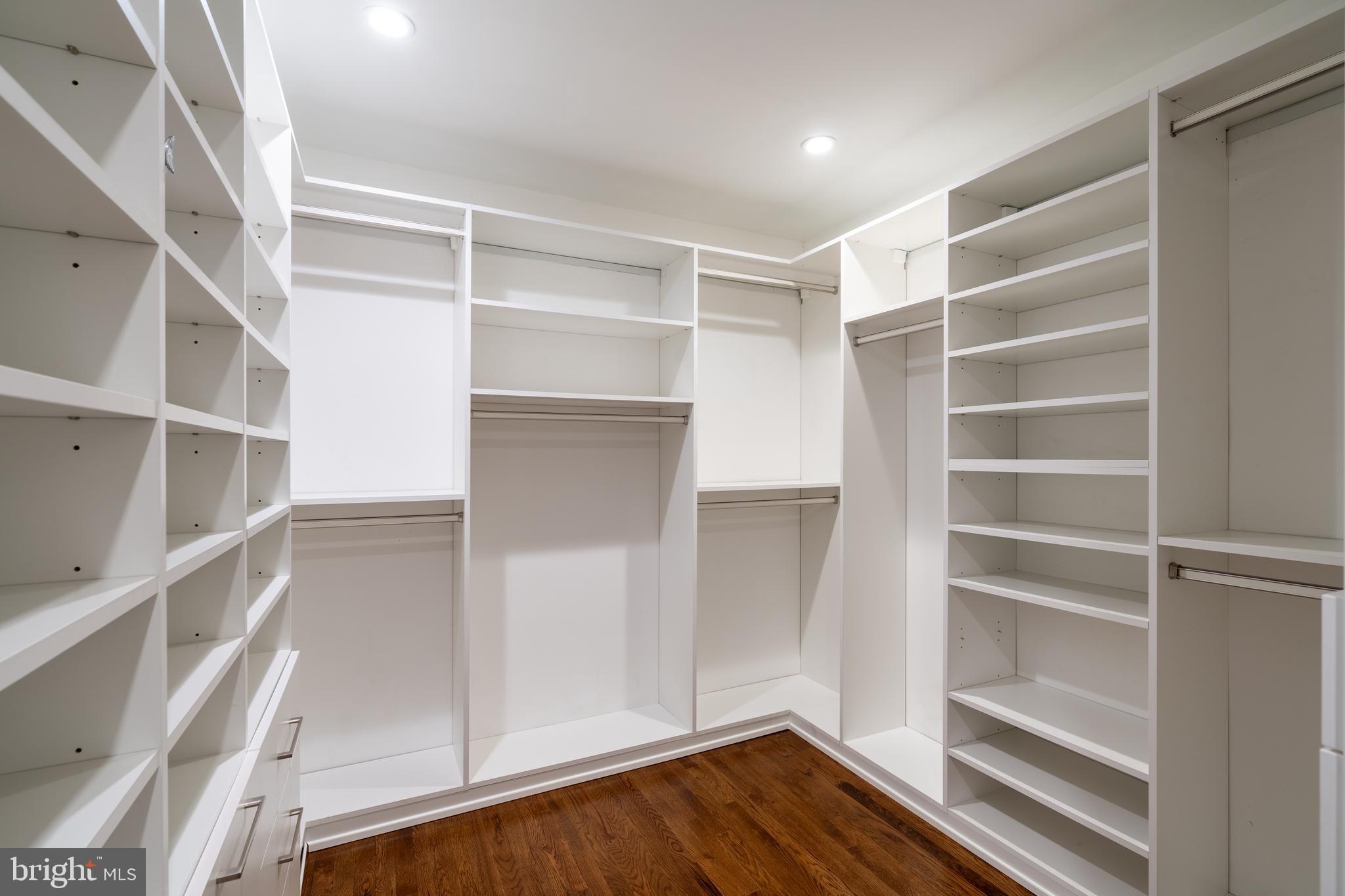 OLD TOWN ALEXANDRIA - Residential