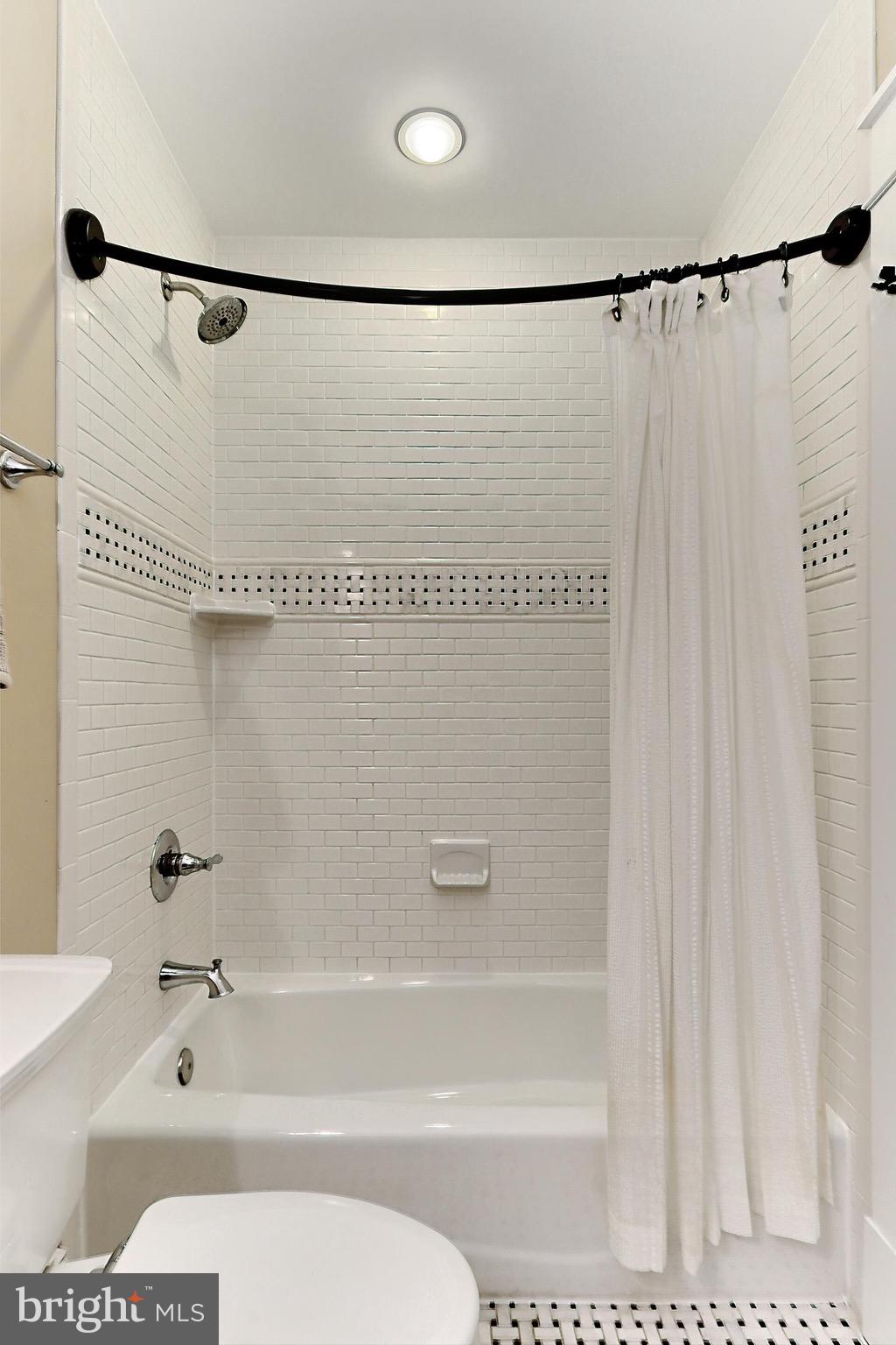 CHERRYDALE - Residential