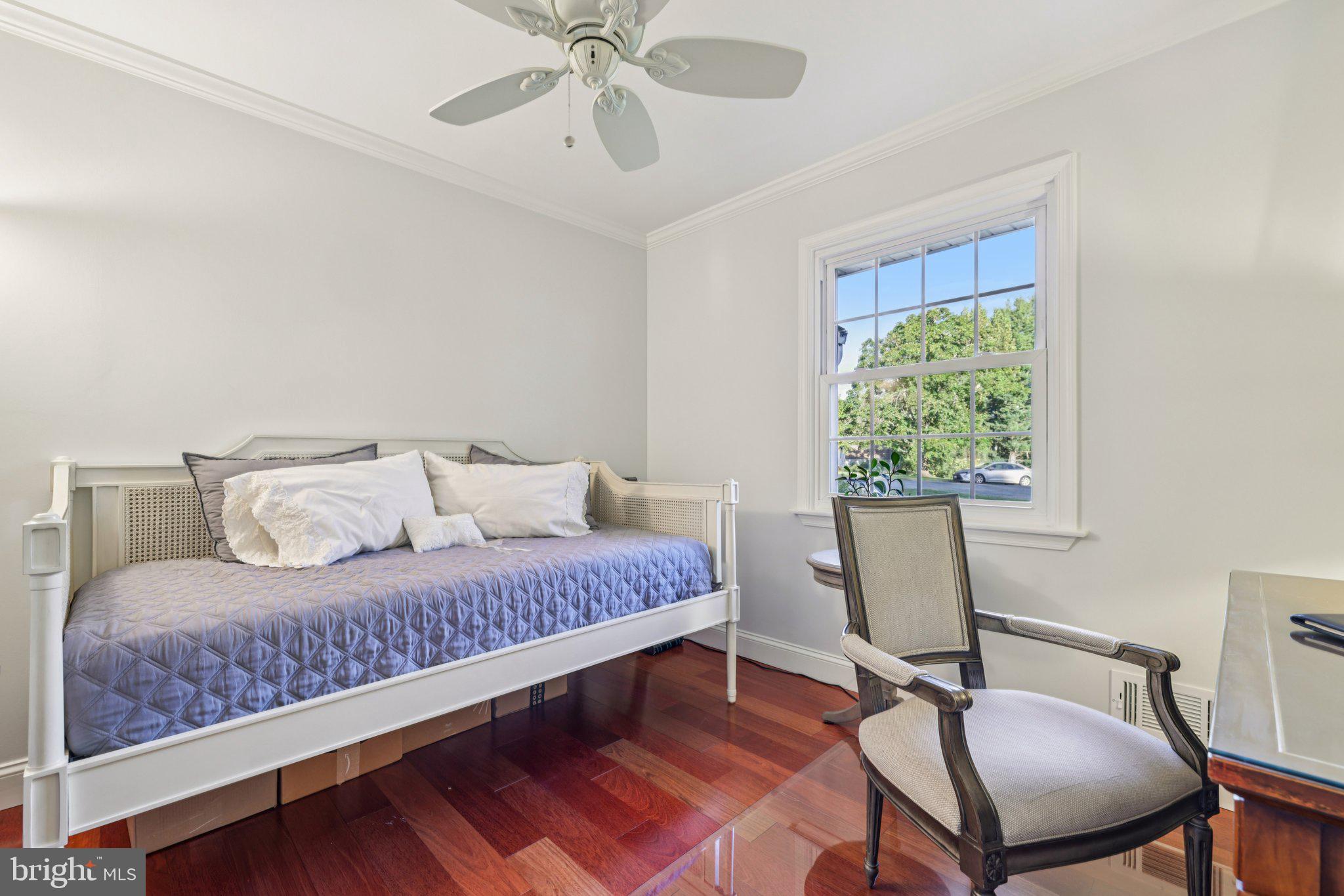 PLEASANT HILLS - Residential