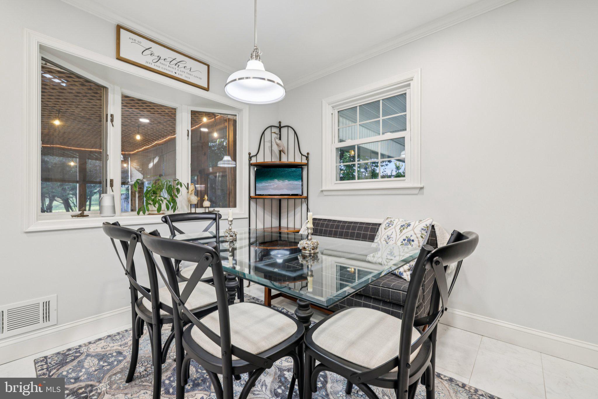 PLEASANT HILLS - Residential