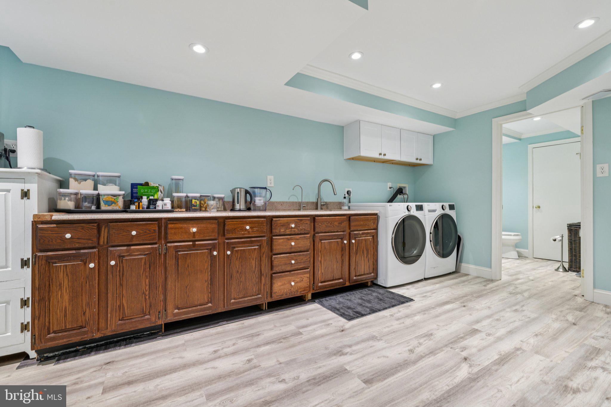 PLEASANT HILLS - Residential