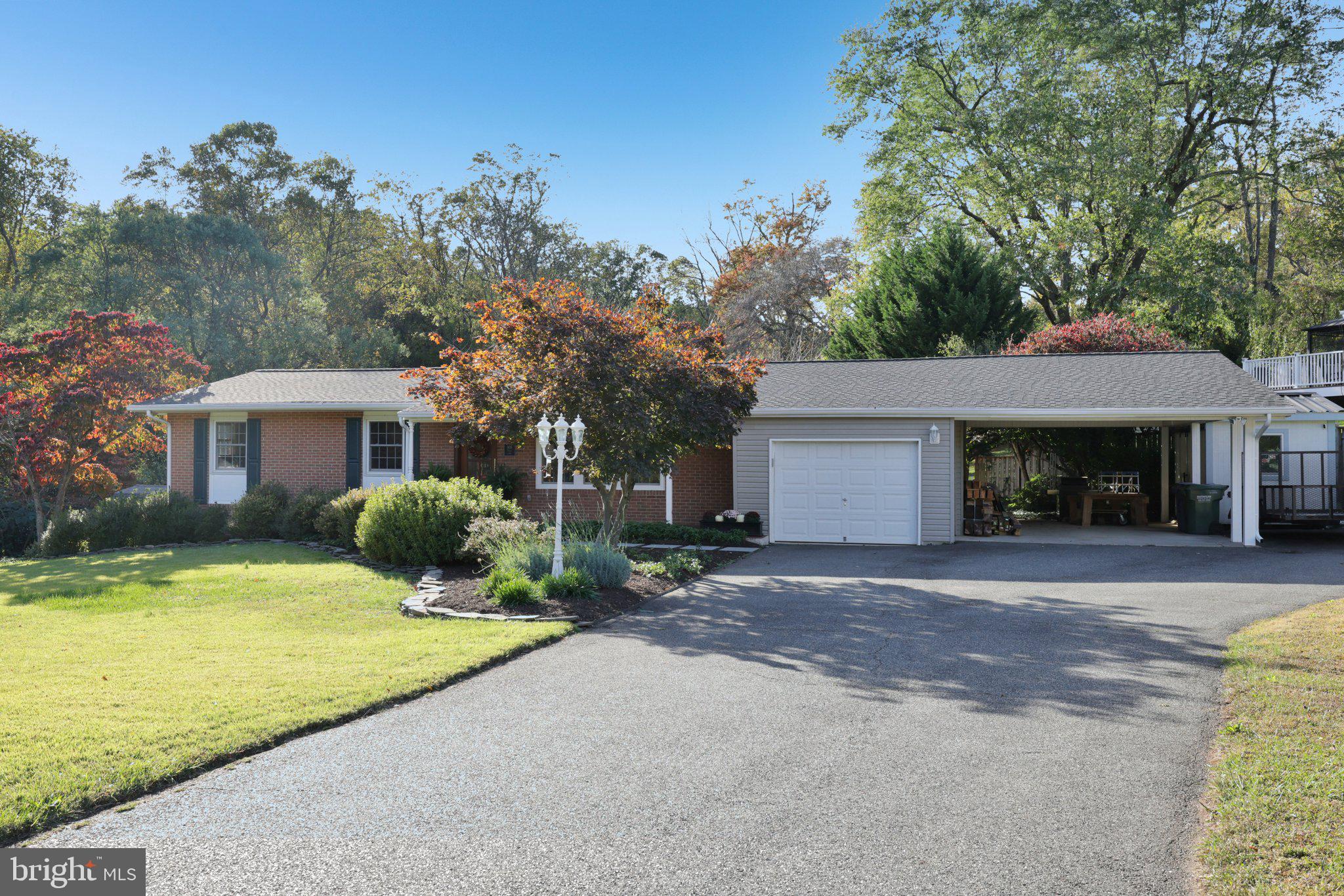 PLEASANT HILLS - Residential