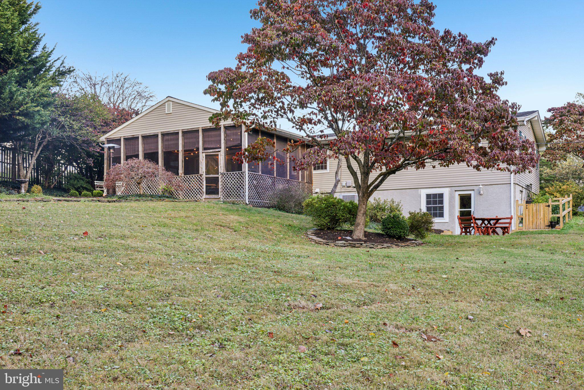 PLEASANT HILLS - Residential