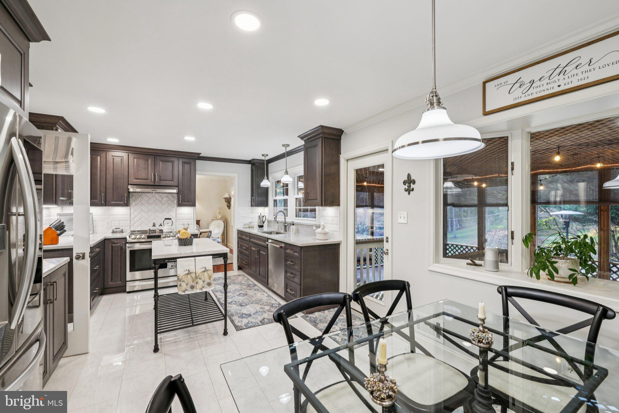 PLEASANT HILLS - Residential