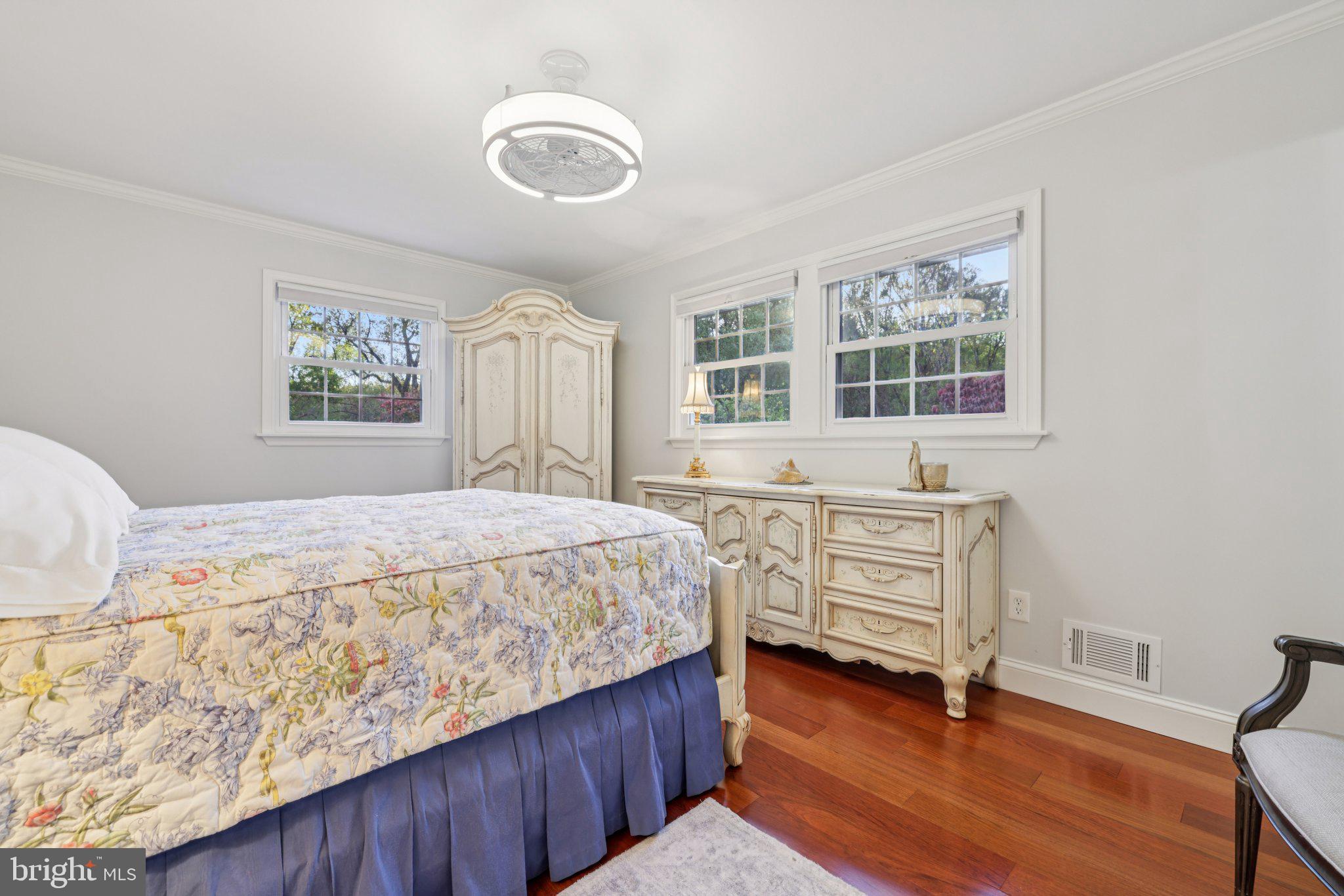 PLEASANT HILLS - Residential