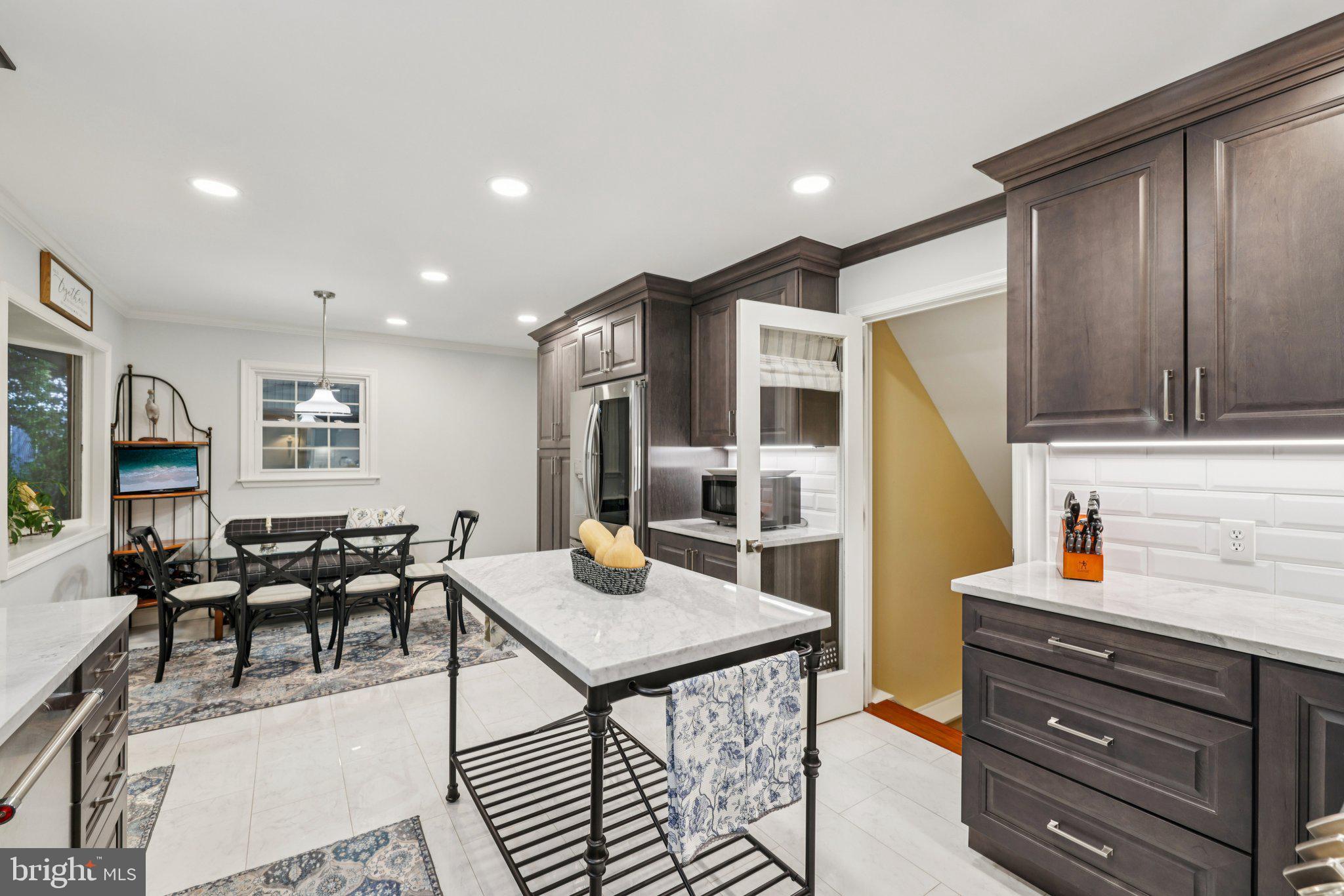 PLEASANT HILLS - Residential