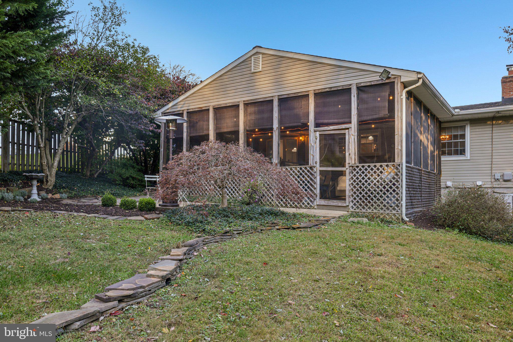 PLEASANT HILLS - Residential