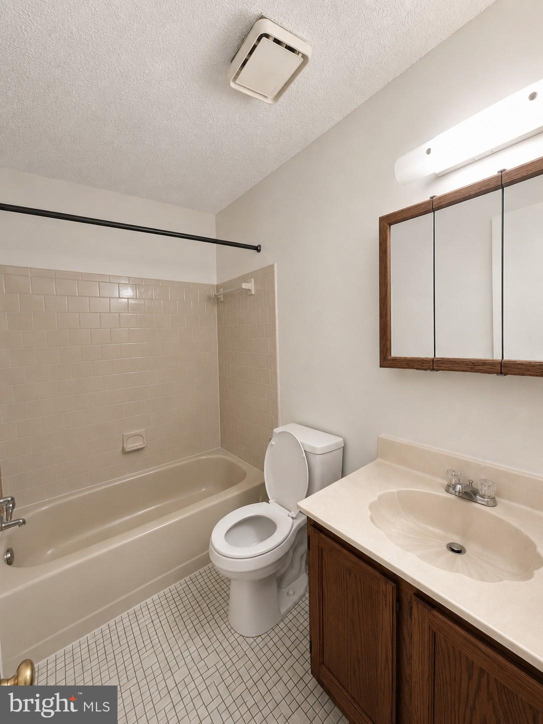 HYNESBORO PARK - Residential