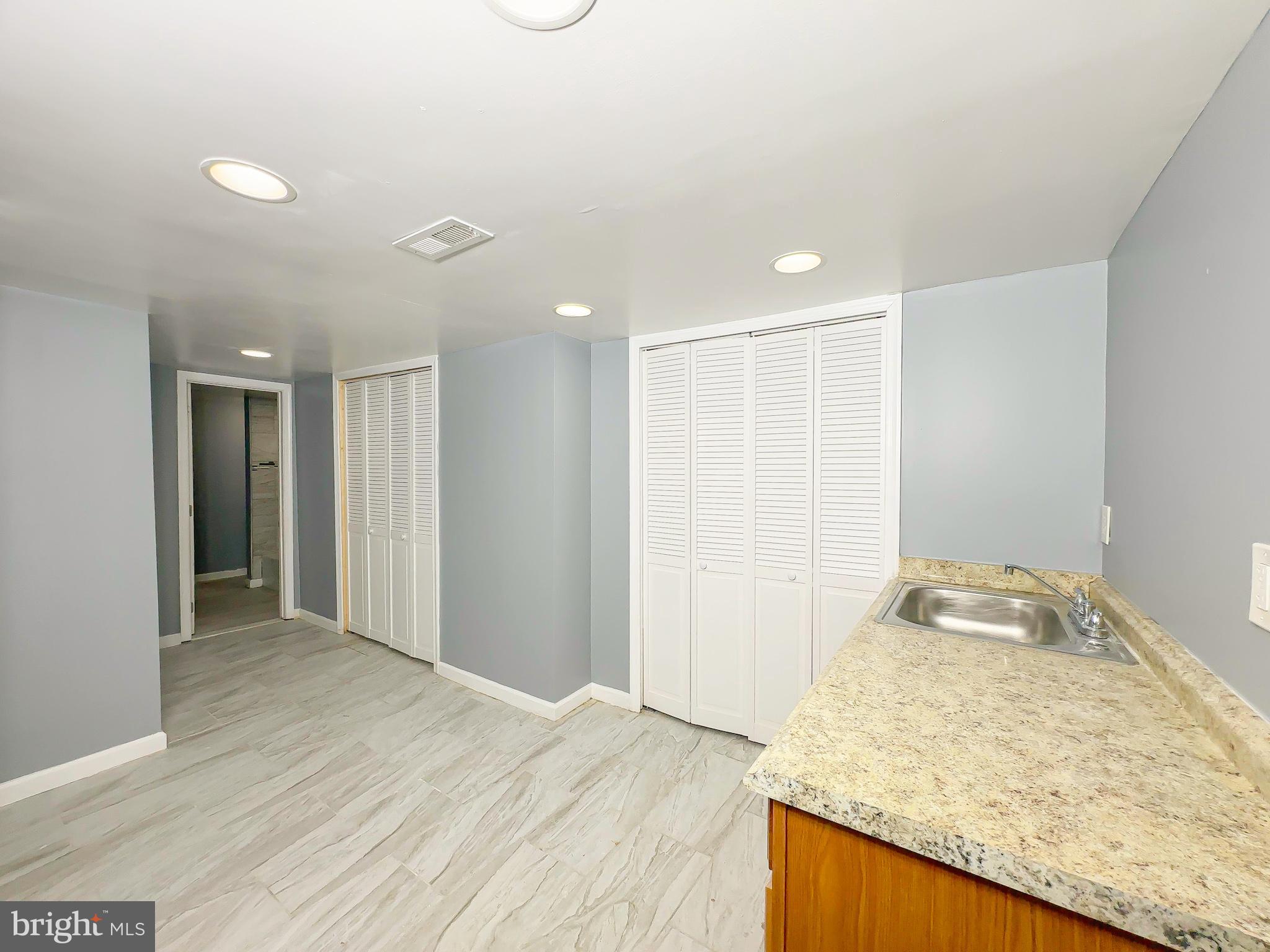 ARBUTUS - Residential Lease