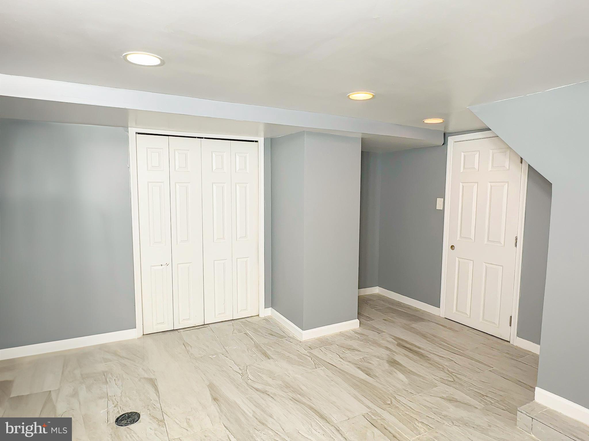 ARBUTUS - Residential Lease