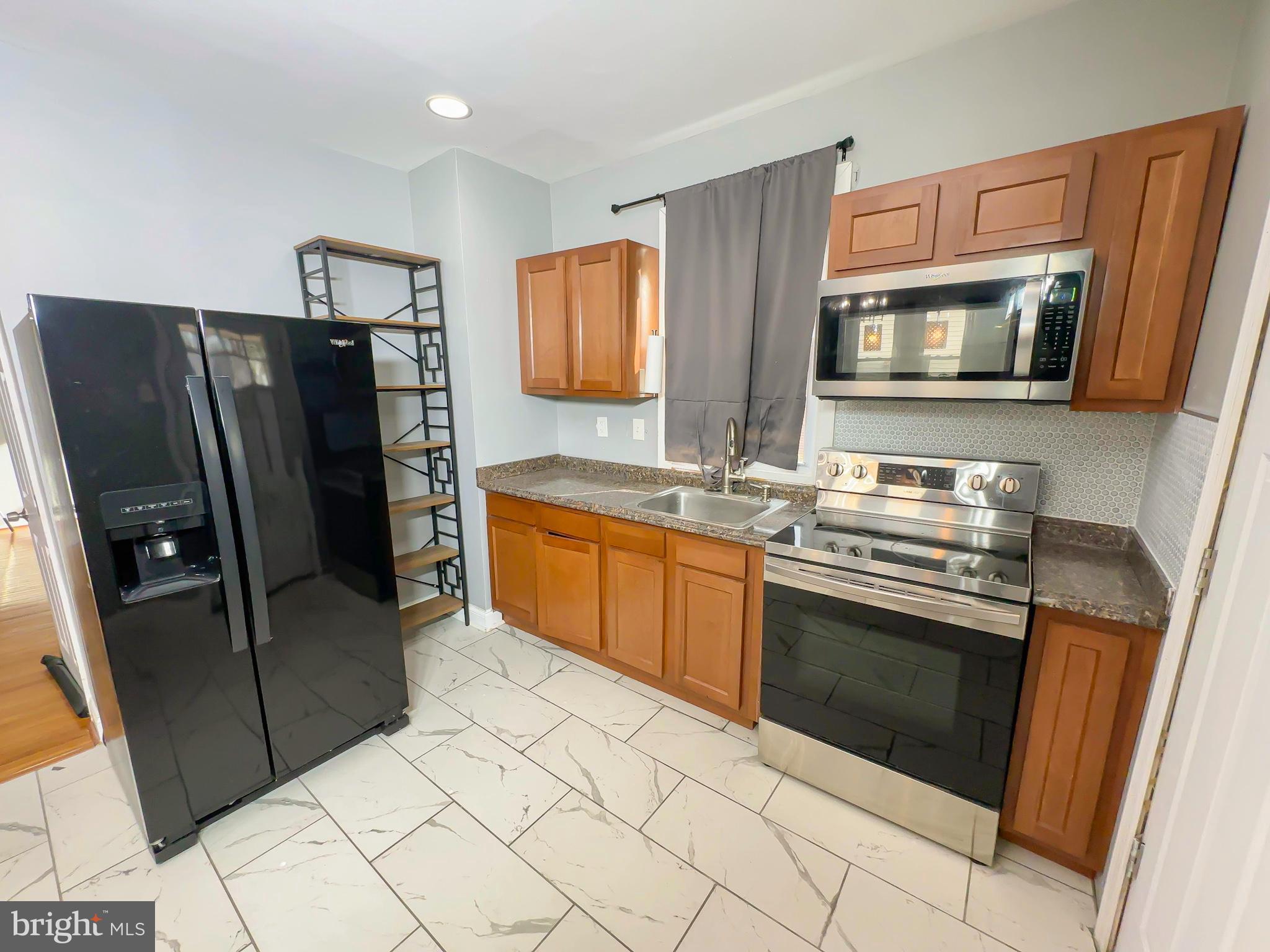 ARBUTUS - Residential Lease