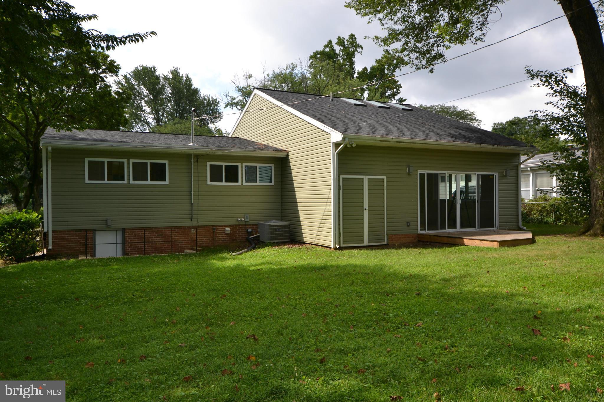 SUMMIT PARK - Residential Lease