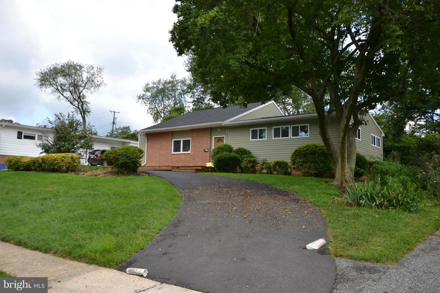 ***OWNER HAS ACCEPTED AN APPLICATION***One of a kind luxury rental in prime County location. Totally gutted and redone with top of the line renovations. Bright and spacious open floor plan.  Huge family room addition off the ultra modern kitchen. Remodeled bathroom and much more.  PLEASE DO NOT MAKE AN APPOINTMENT TO SEE THE PROPERTY IF YOU DO NOT HAVE A FICO CREDIT SCORE OF AT LEAST 720.