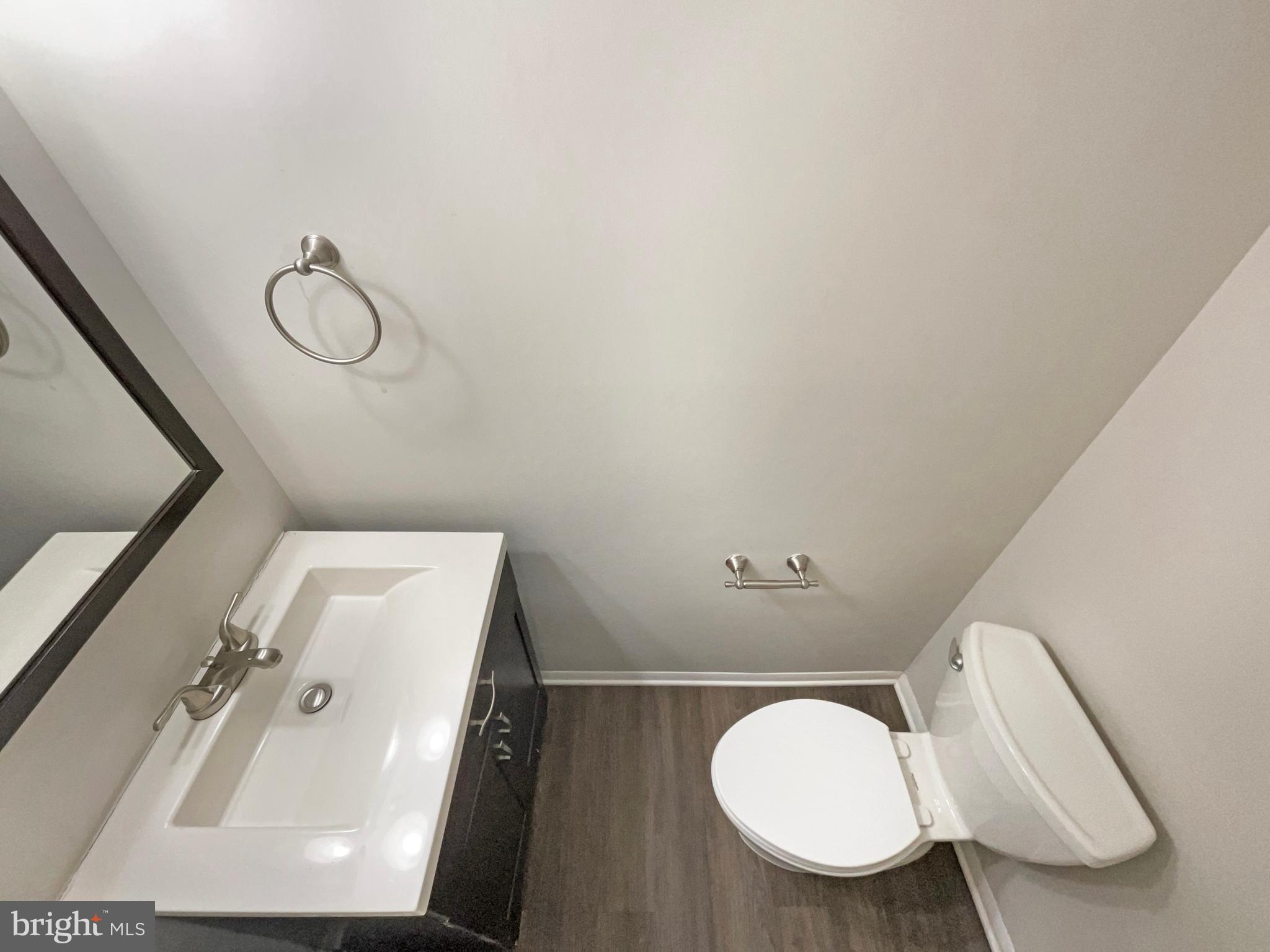 DEVILS REACH CONDOS - Residential