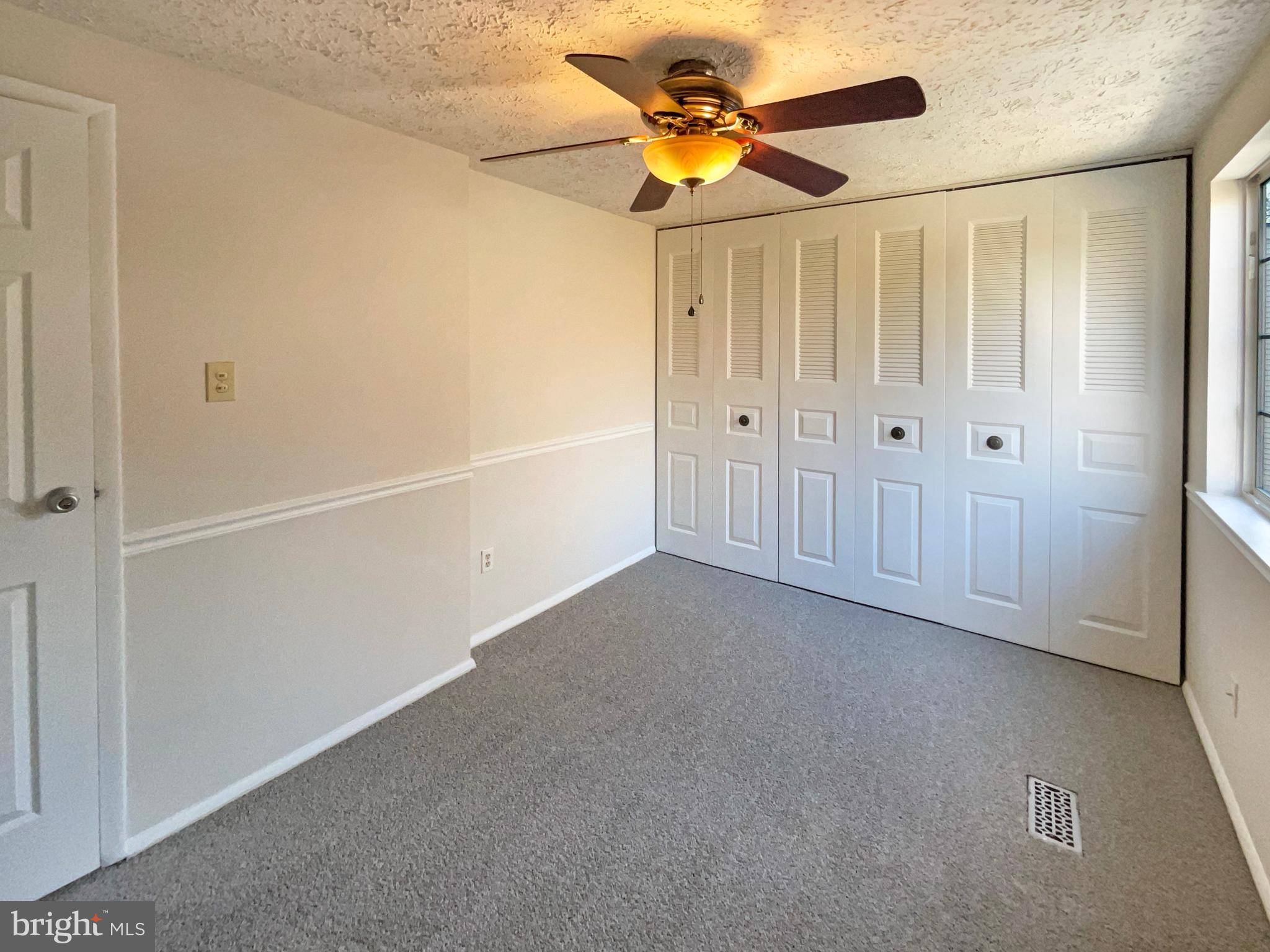 DEVILS REACH CONDOS - Residential