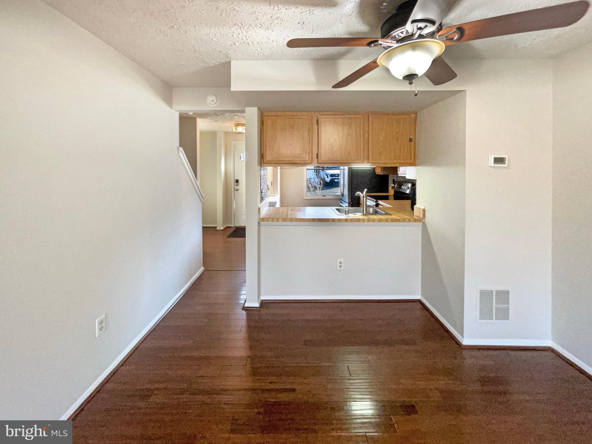 DEVILS REACH CONDOS - Residential