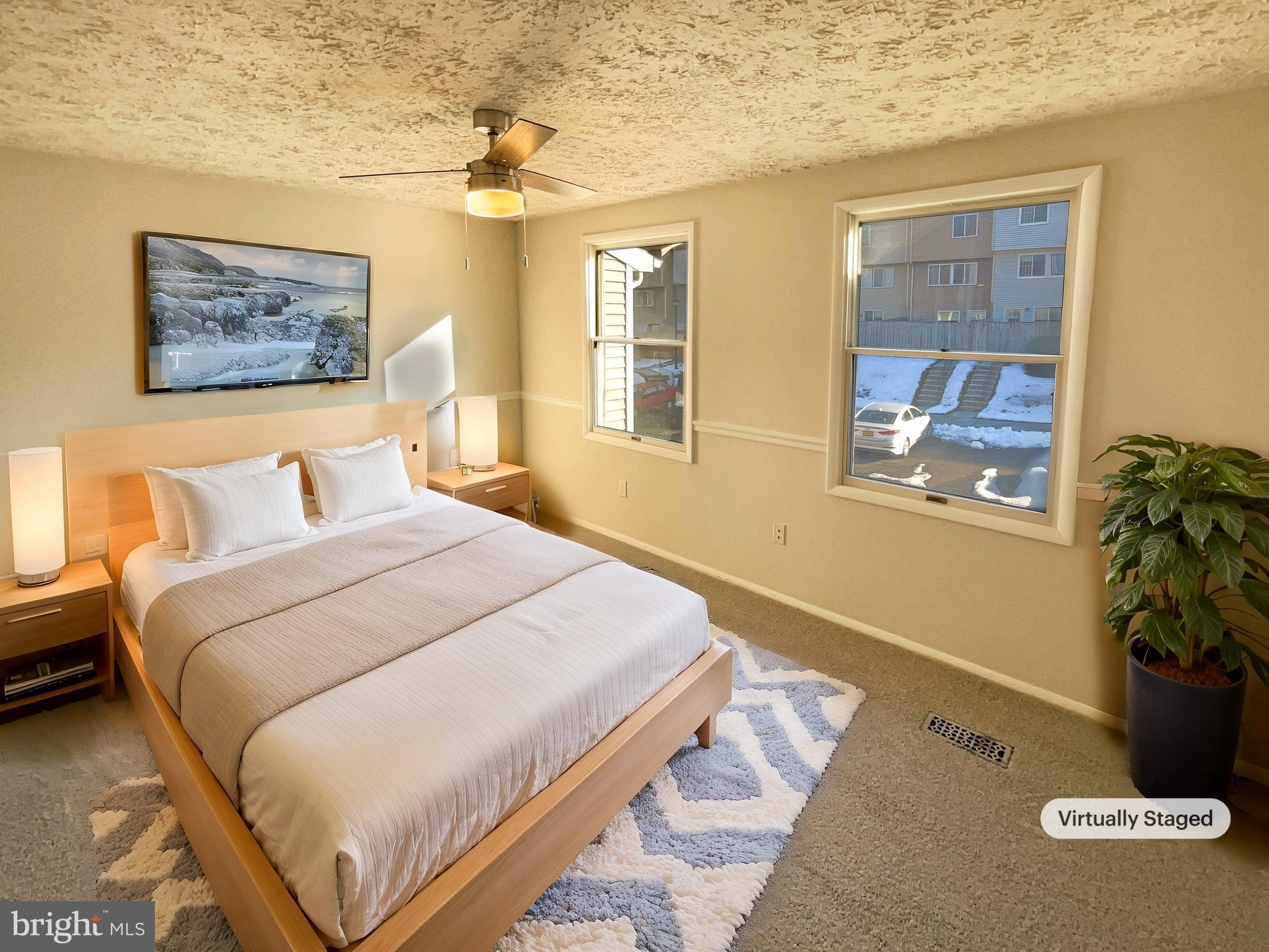 DEVILS REACH CONDOS - Residential