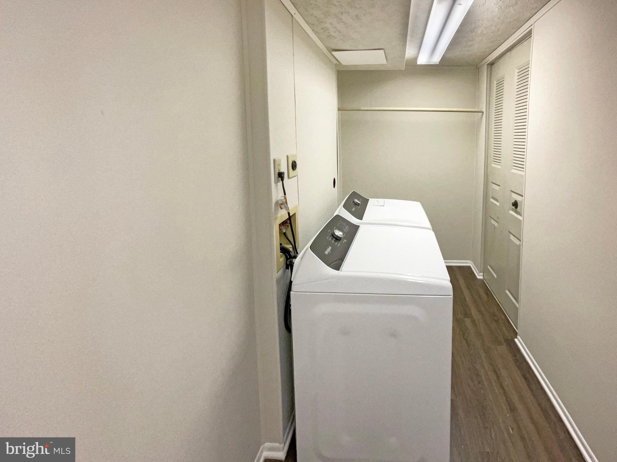 DEVILS REACH CONDOS - Residential