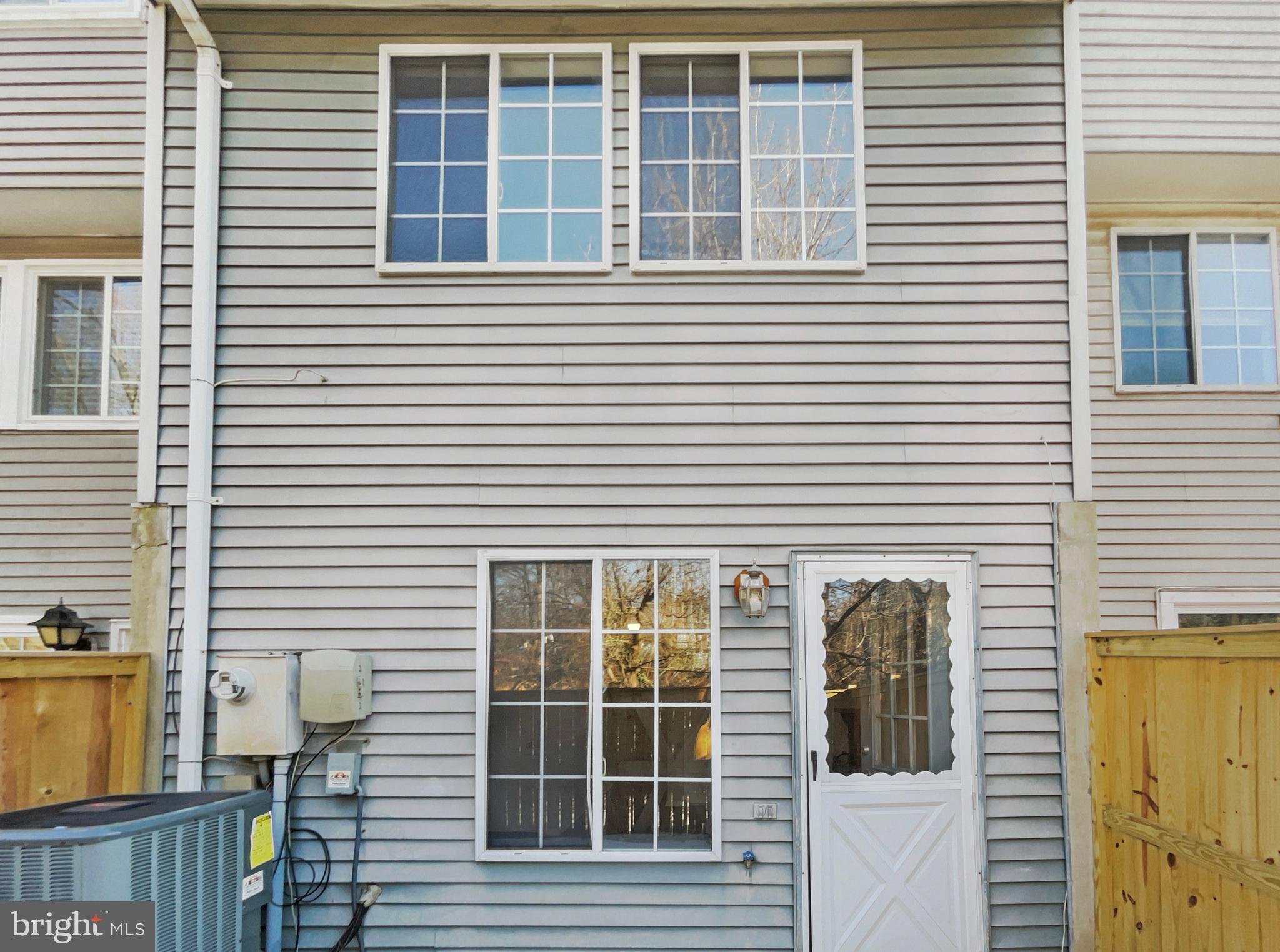 DEVILS REACH CONDOS - Residential