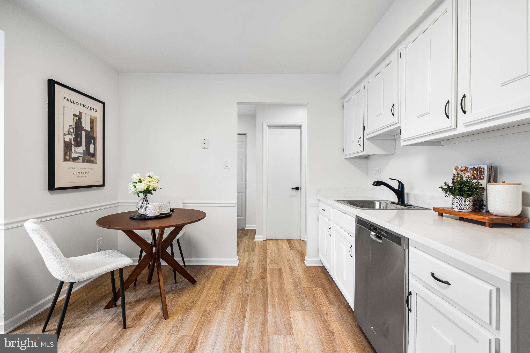 COUNTRY CREEK - Residential