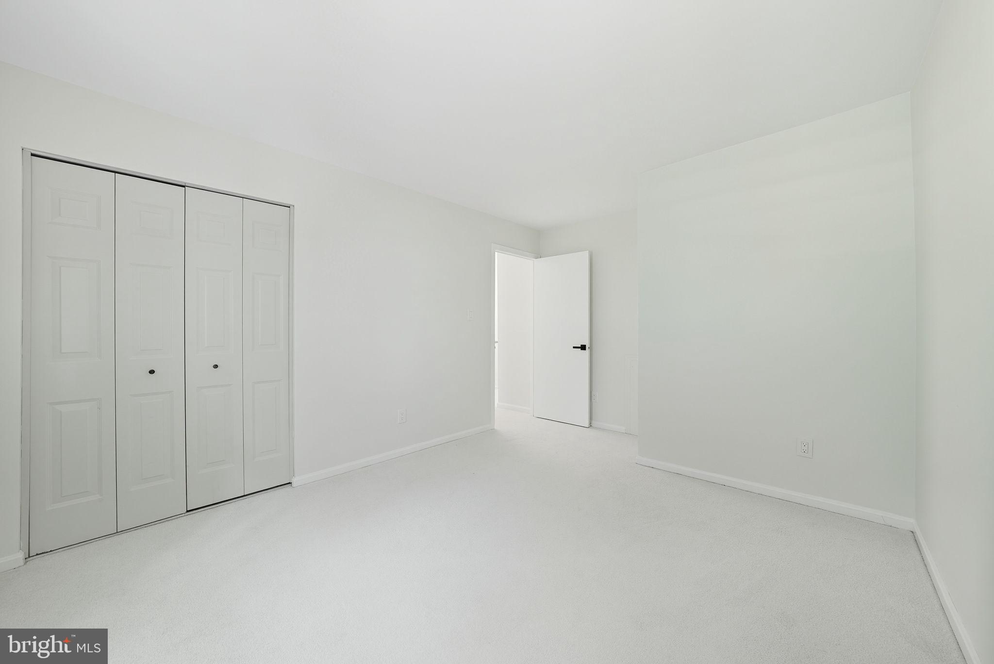 COUNTRY CREEK - Residential