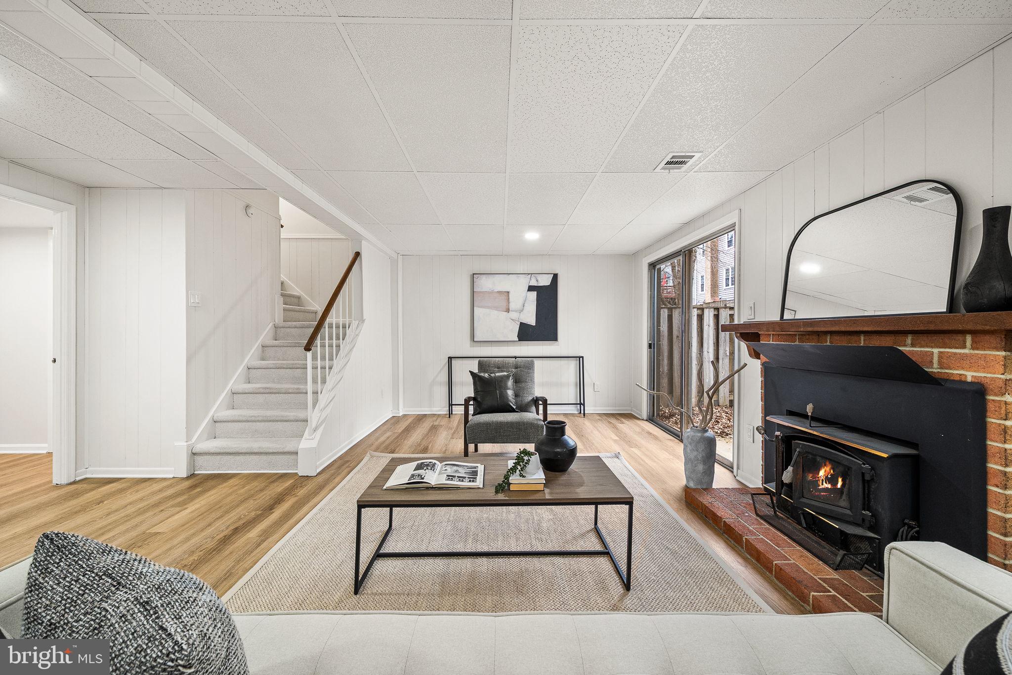 COUNTRY CREEK - Residential