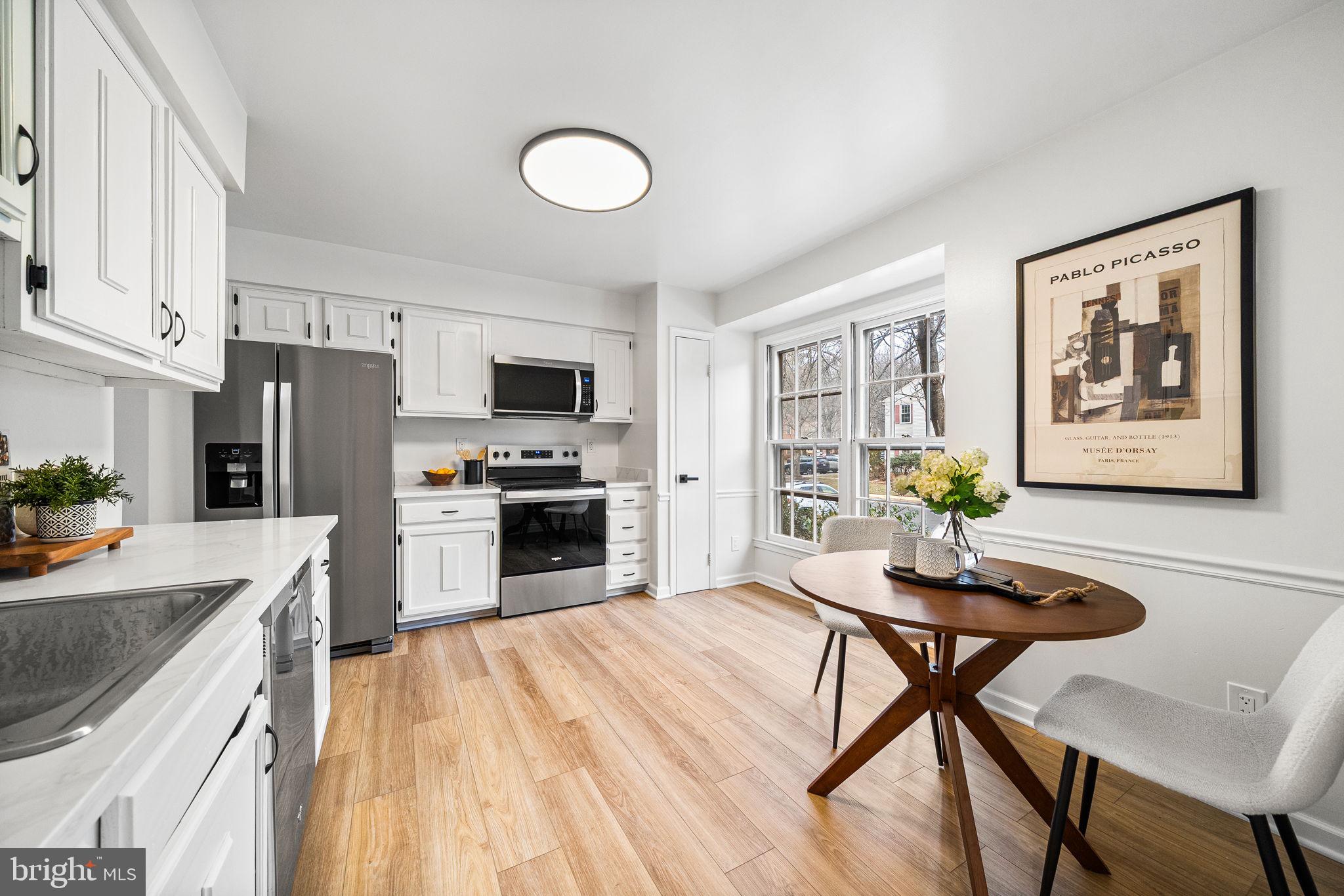 COUNTRY CREEK - Residential