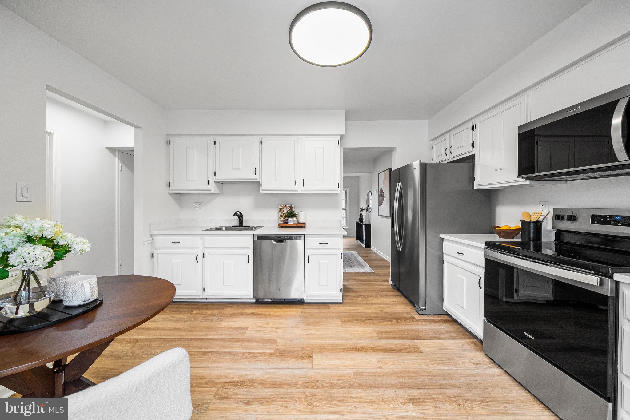 COUNTRY CREEK - Residential