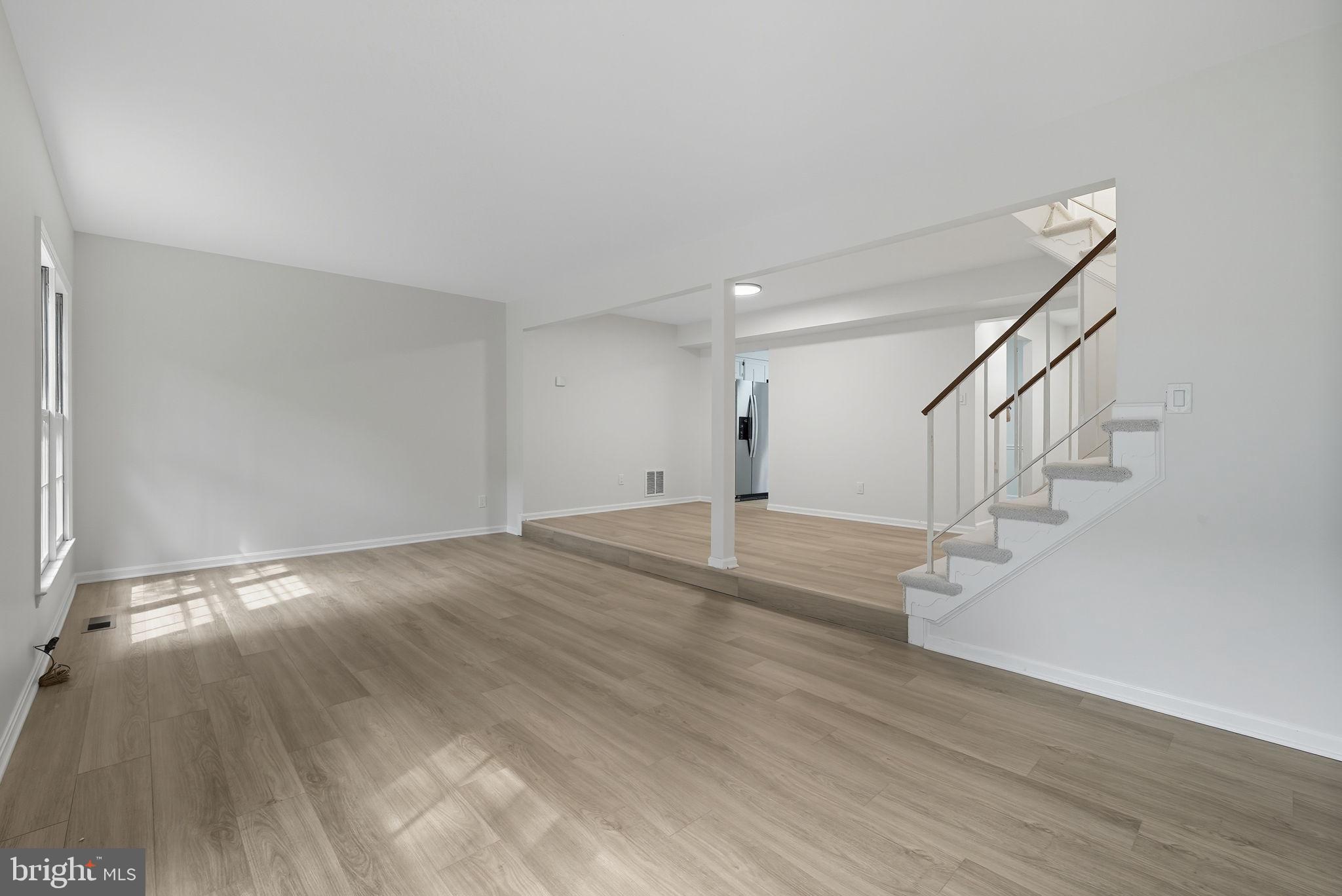 COUNTRY CREEK - Residential