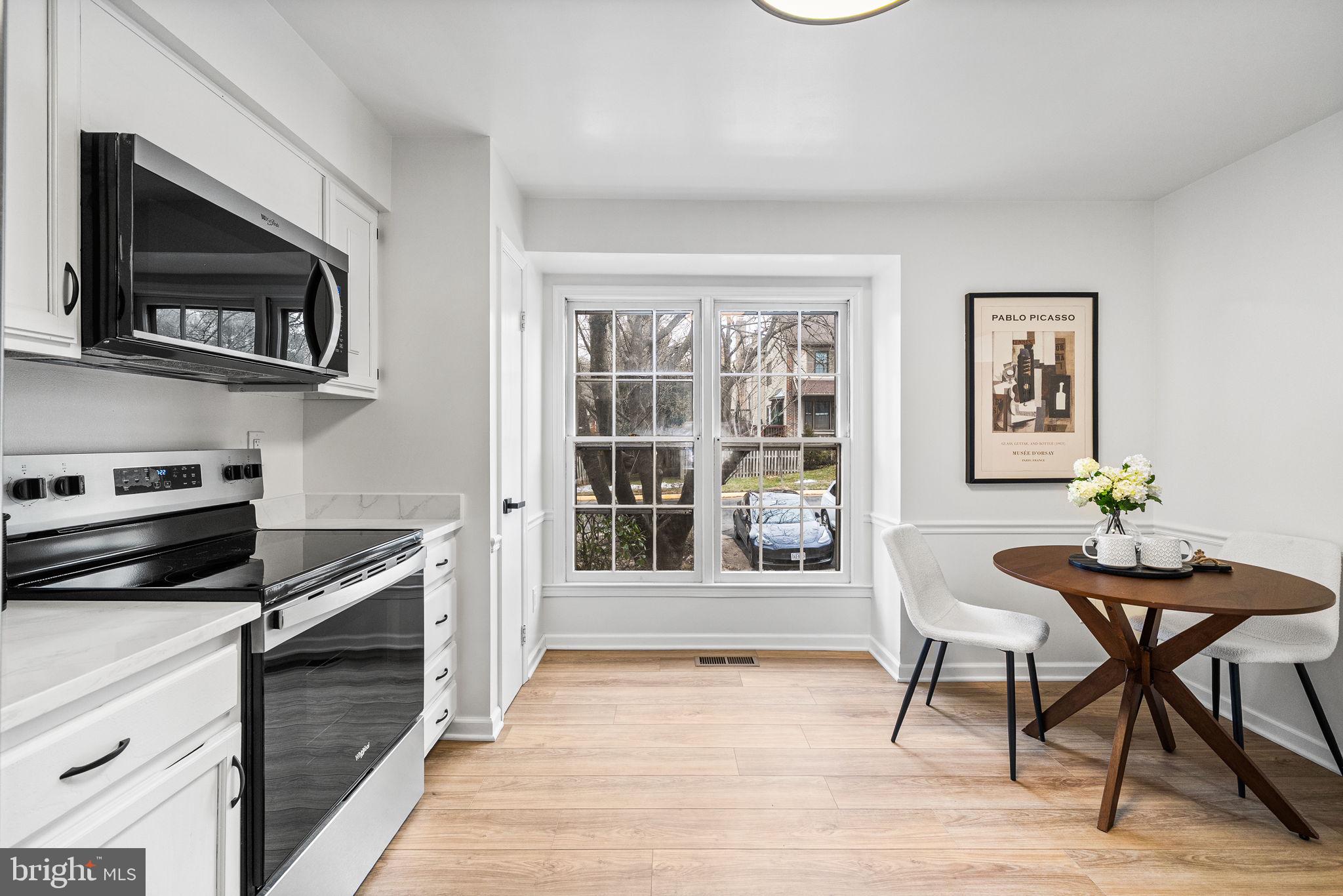 COUNTRY CREEK - Residential