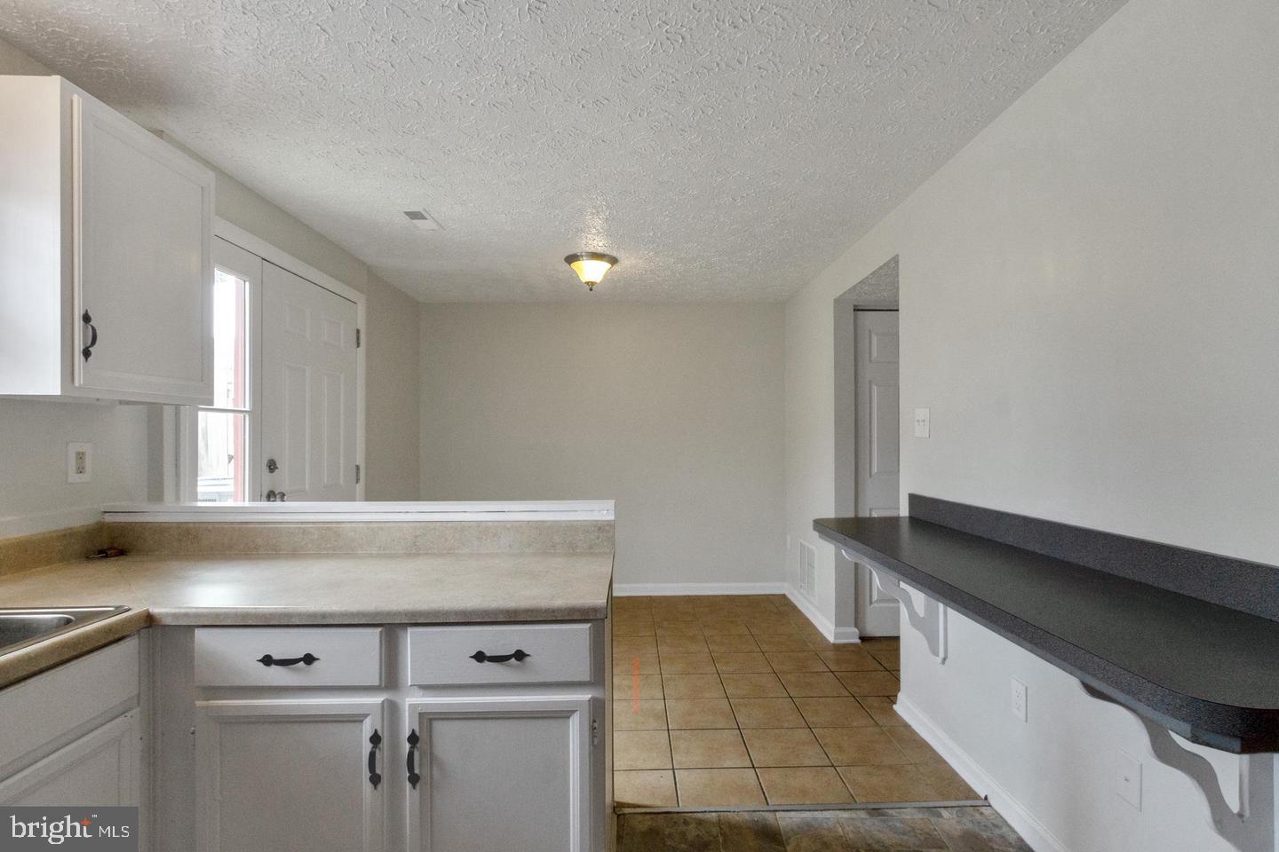 AMBER MEADOWS - Residential