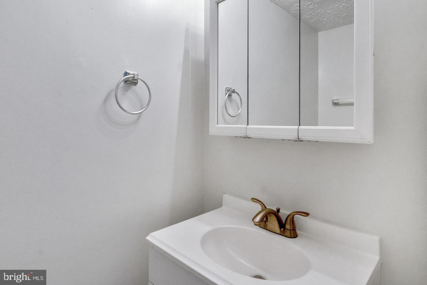 AMBER MEADOWS - Residential