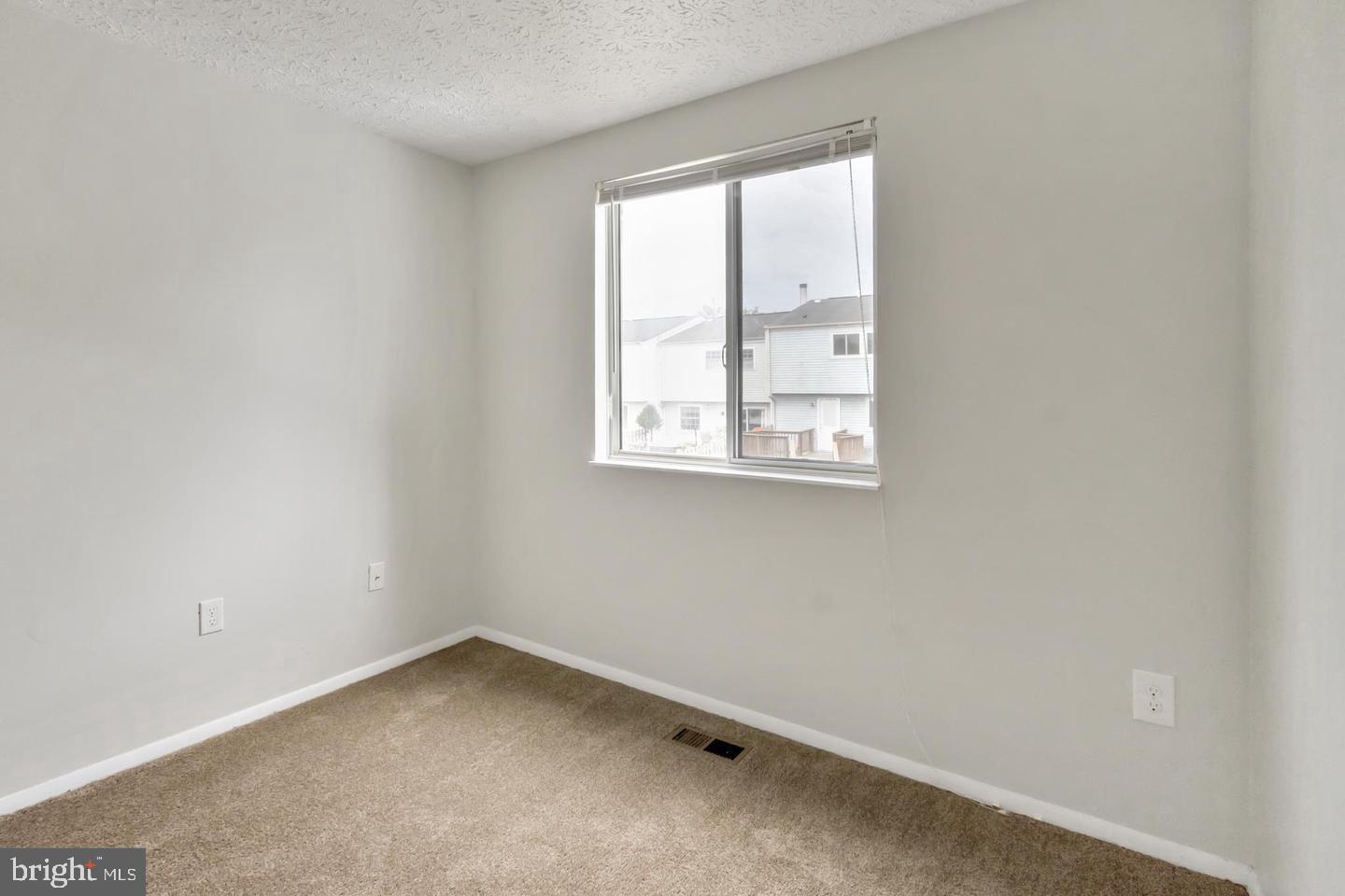 AMBER MEADOWS - Residential