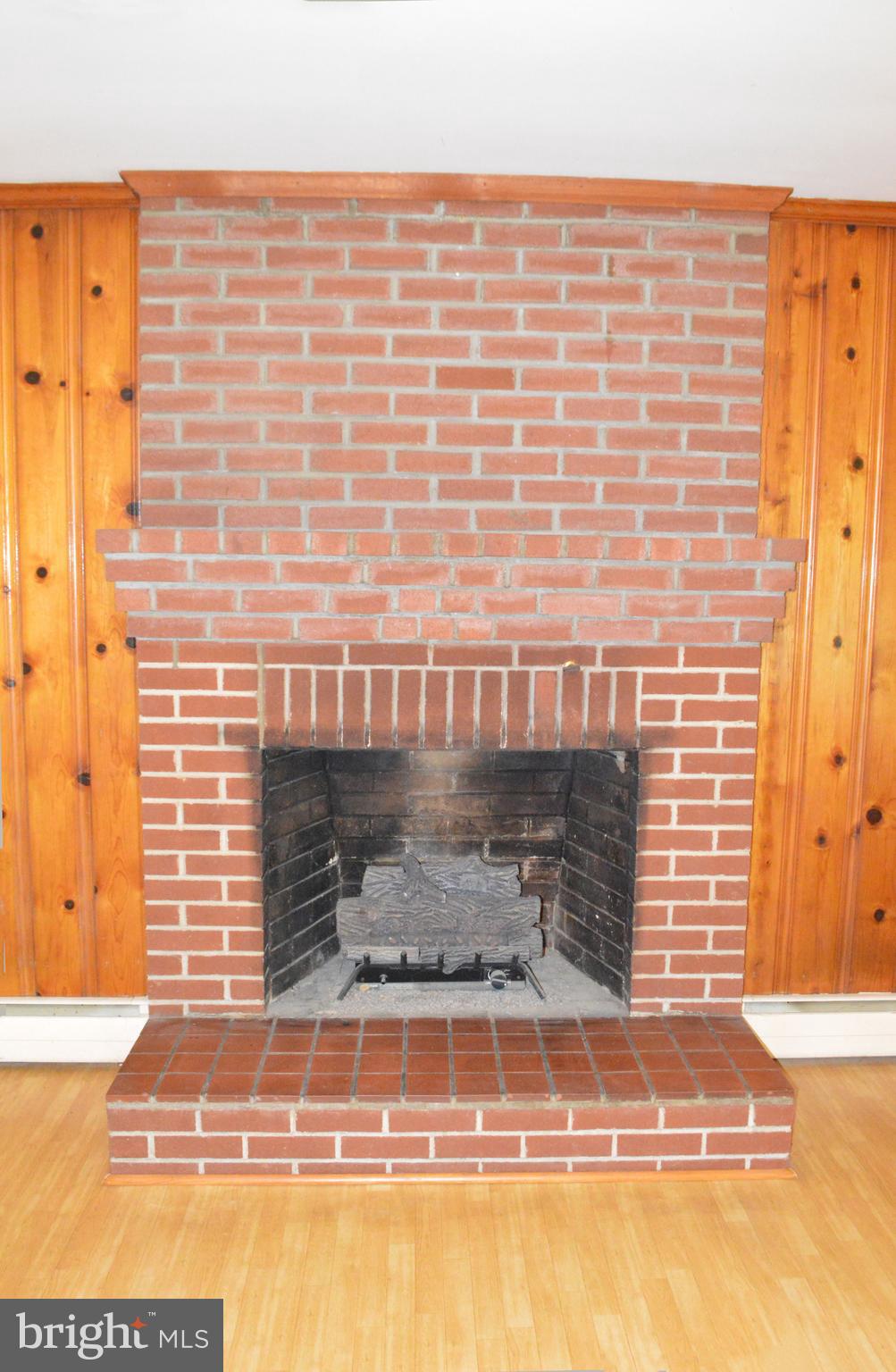341 N SPRINGDALE ROAD