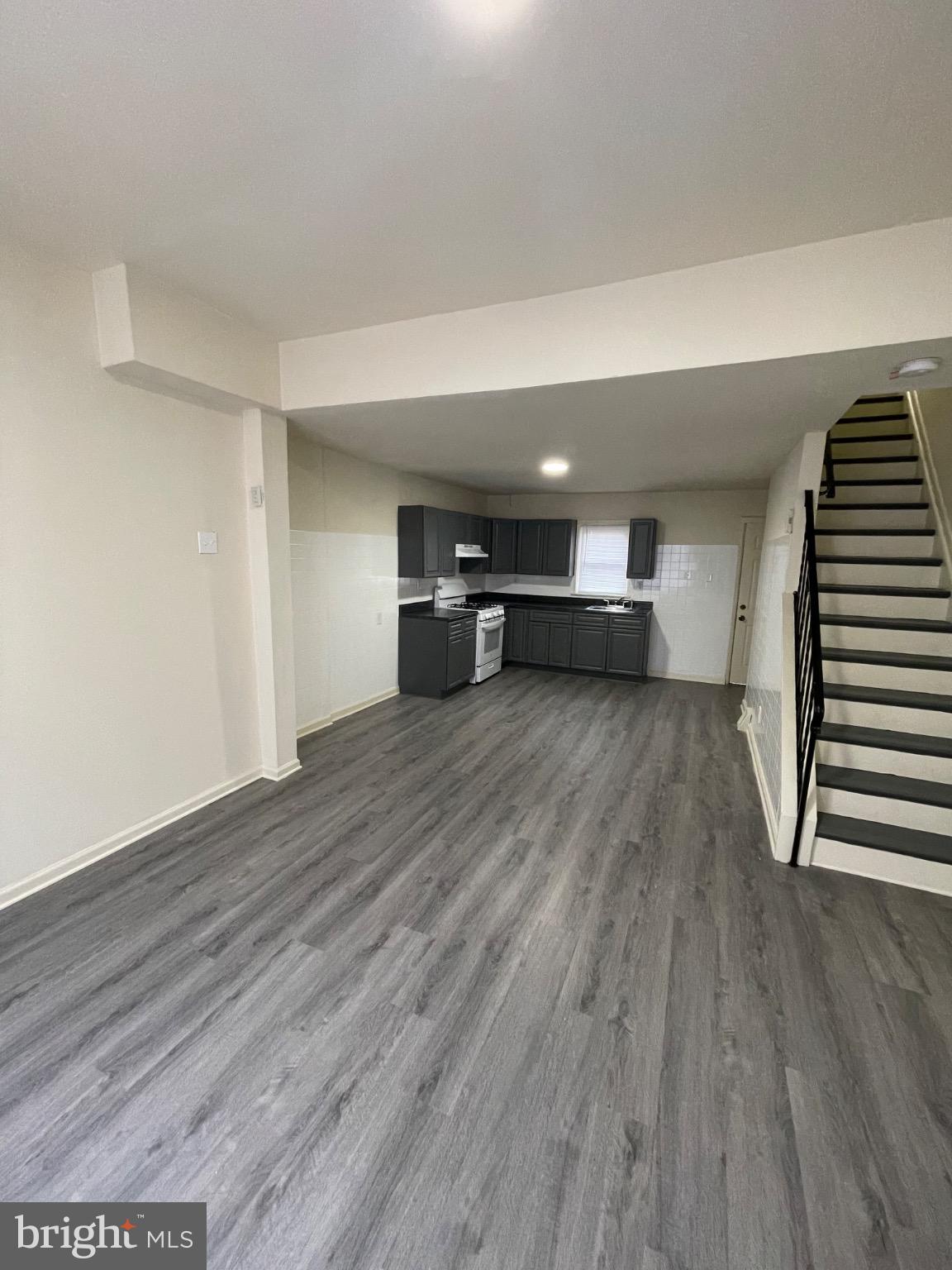 KENSINGTON - Residential