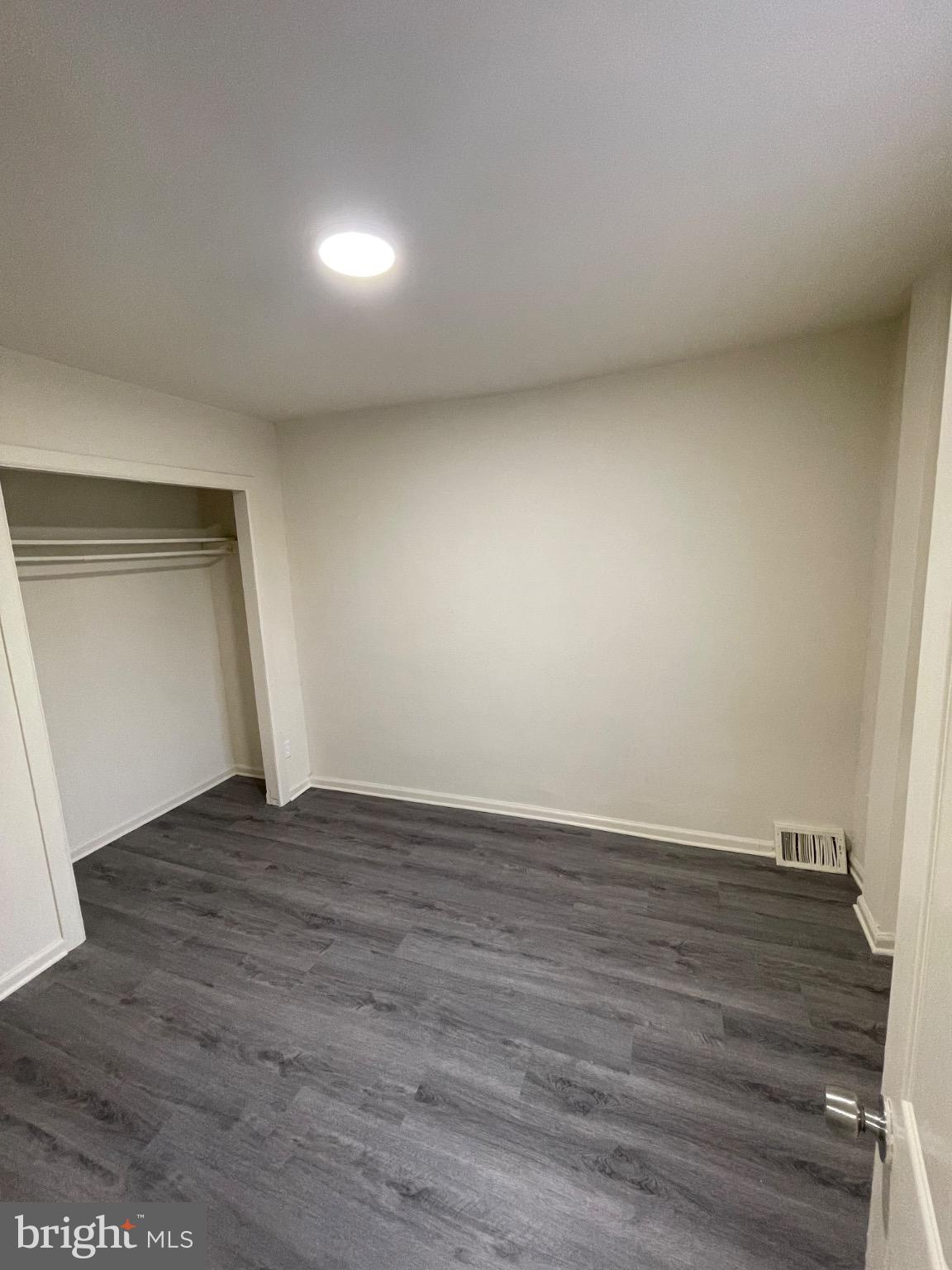 KENSINGTON - Residential