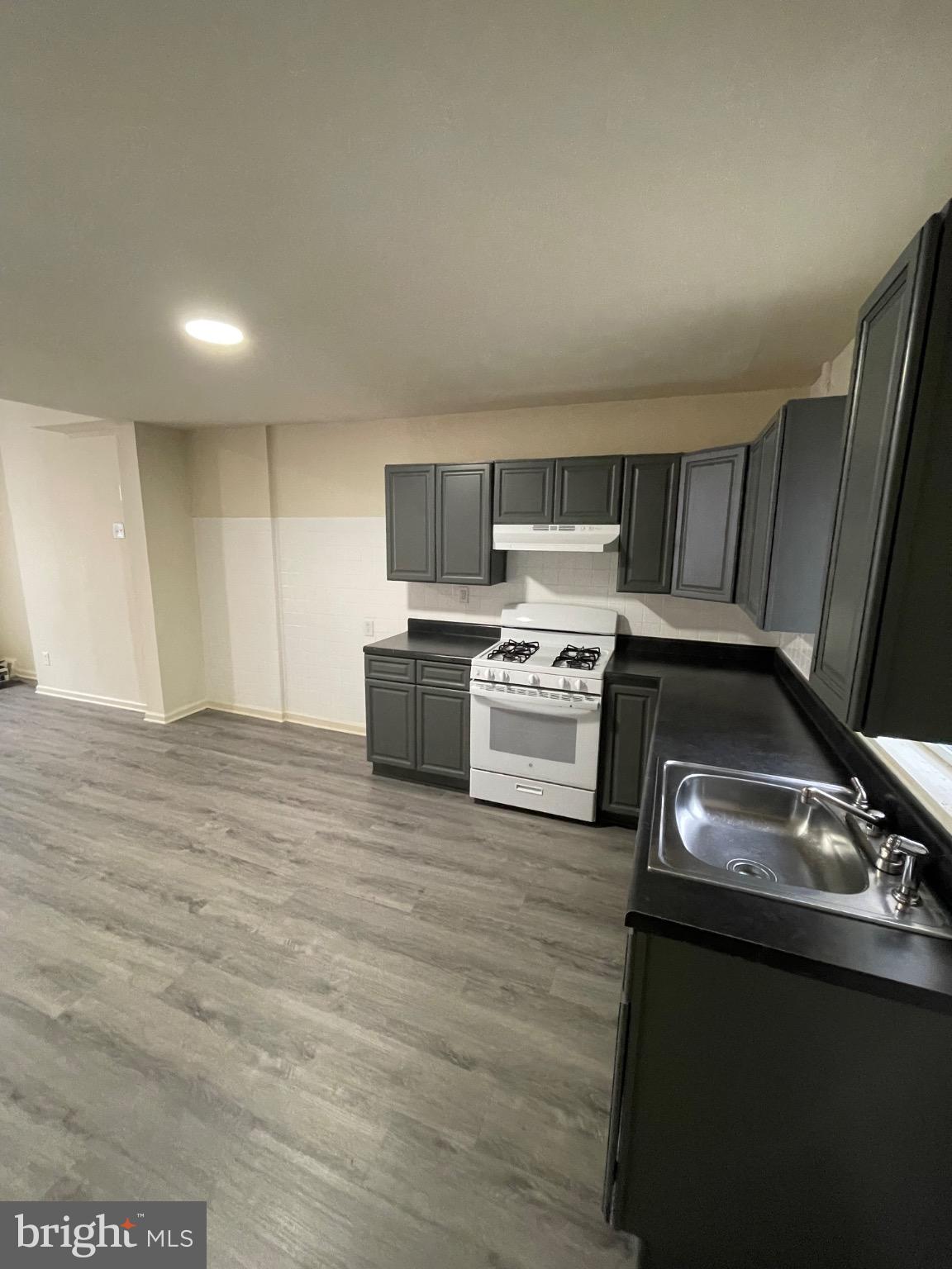 KENSINGTON - Residential