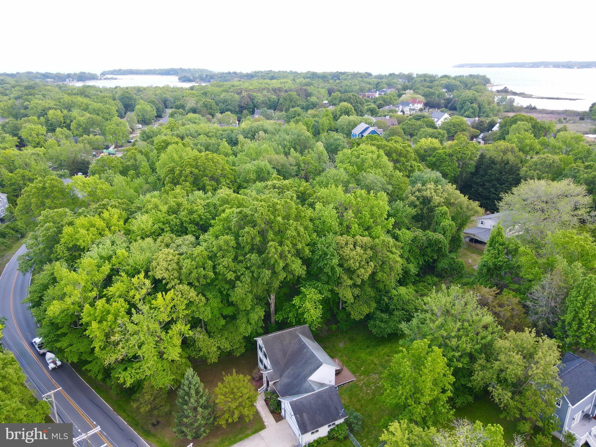 3280 ARUNDEL ON THE BAY ROAD