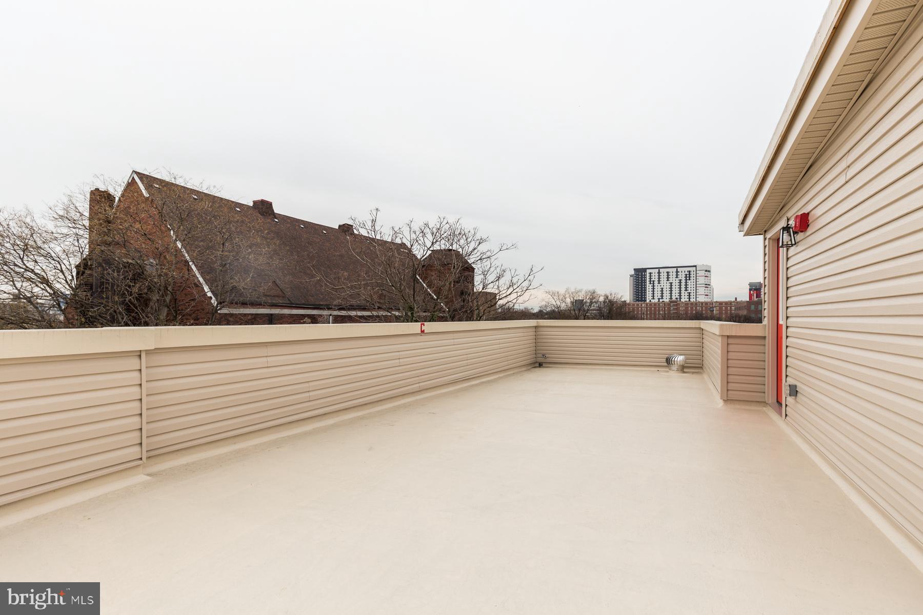 LUDLOW - Residential Lease